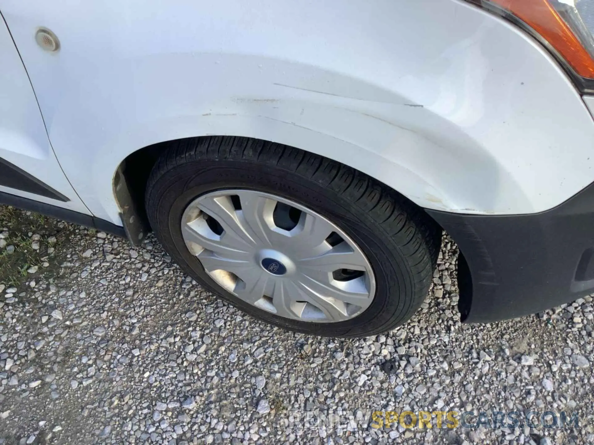 2 fotografías del automóvil dañado NM0LS7E24K1392159 FORD TRANSIT CONNECT 2019