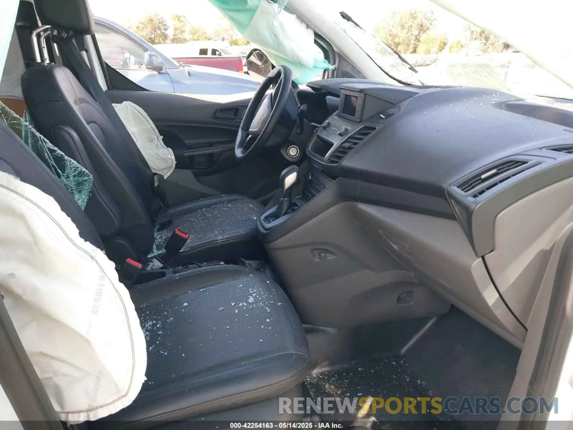 5 fotografías del automóvil dañado NM0LS7E25K1423404 FORD TRANSIT CONNECT 2019