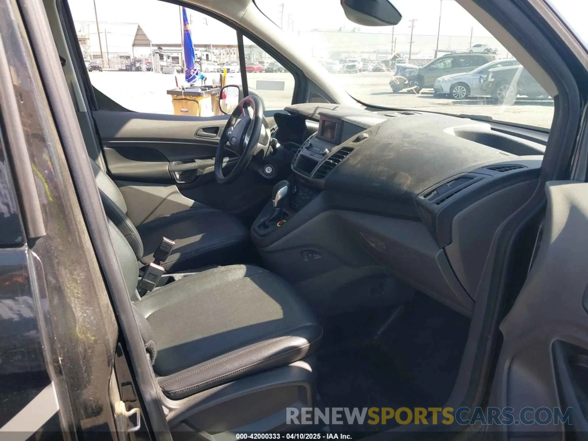 5 fotografías del automóvil dañado NM0LS7E26K1391921 FORD TRANSIT CONNECT 2019