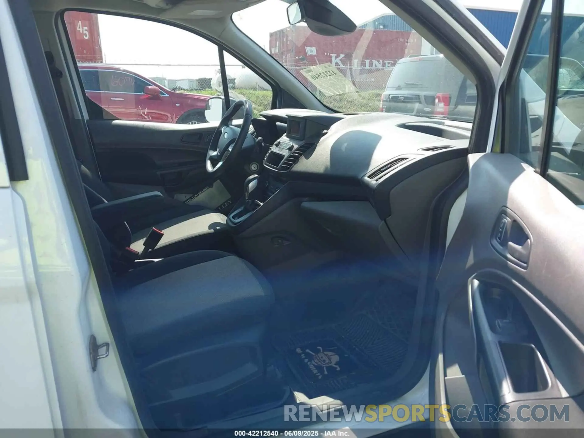 5 fotografías del automóvil dañado NM0LS7E26K1417871 FORD TRANSIT CONNECT 2019