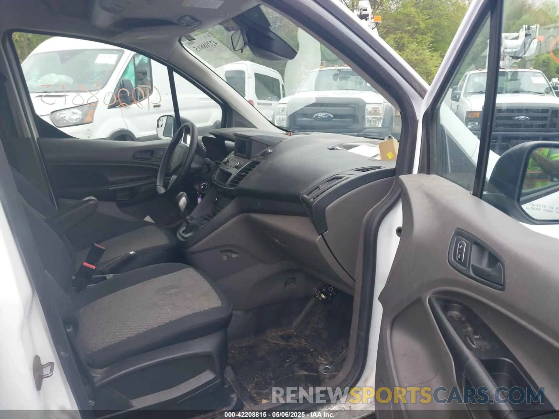 5 fotografías del automóvil dañado NM0LS7E27K1404689 FORD TRANSIT CONNECT 2019