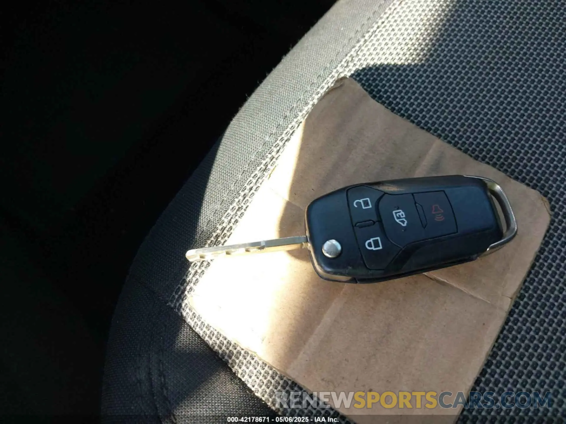 11 fotografías del automóvil dañado NM0LS7E29K1417122 FORD TRANSIT CONNECT 2019