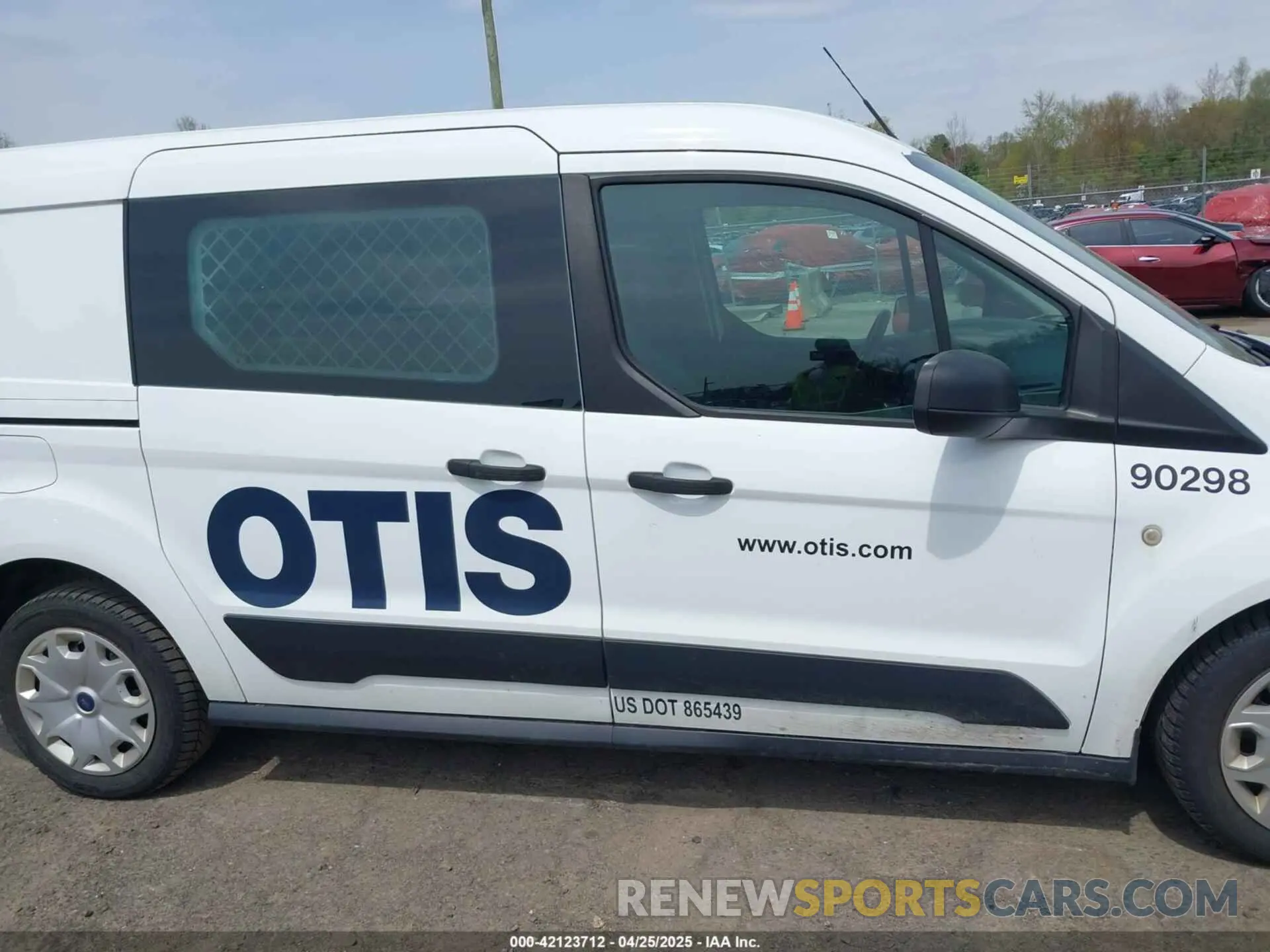 13 fotografías del automóvil dañado NM0LS7E2XK1401477 FORD TRANSIT CONNECT 2019