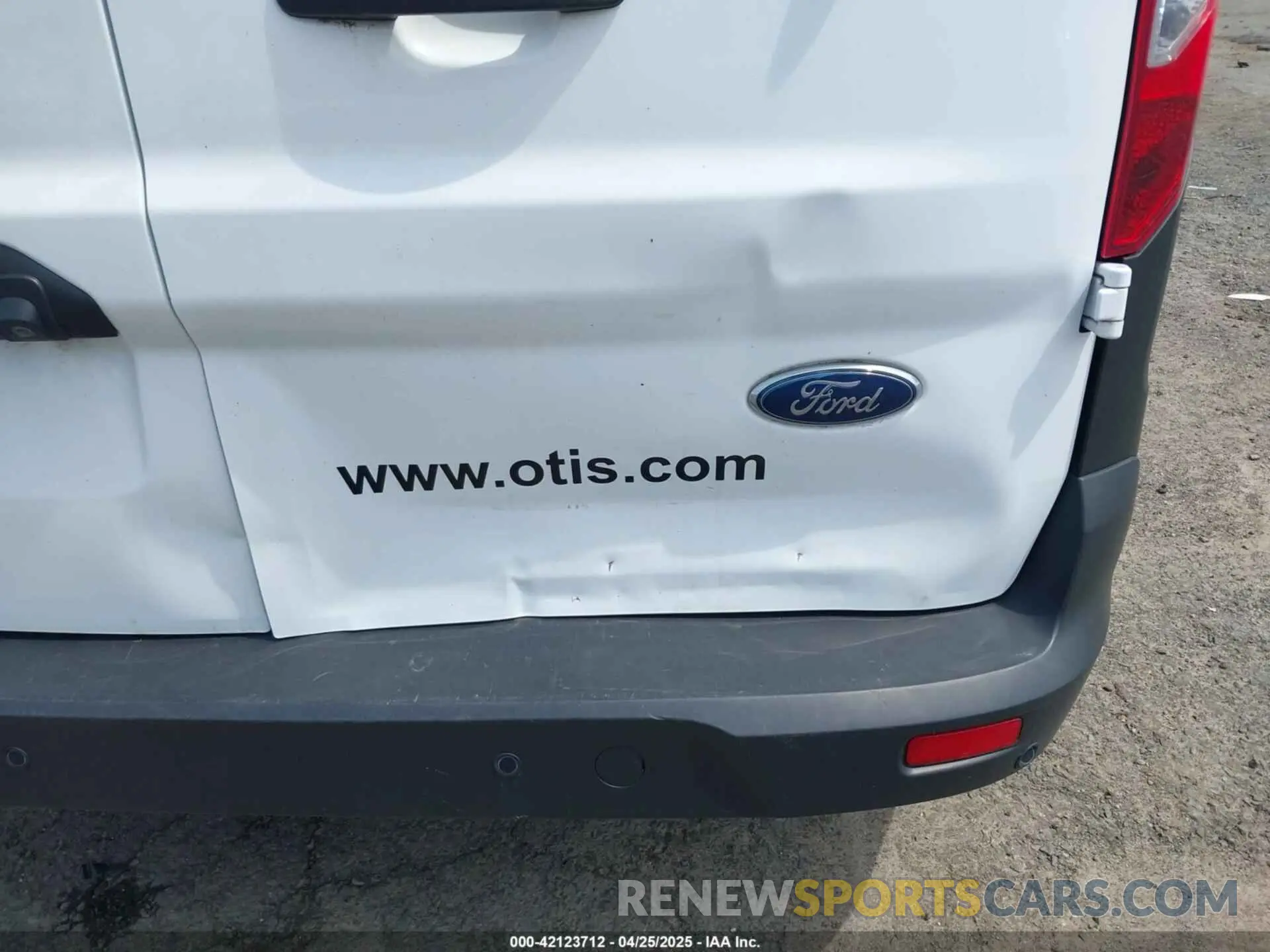 6 fotografías del automóvil dañado NM0LS7E2XK1401477 FORD TRANSIT CONNECT 2019