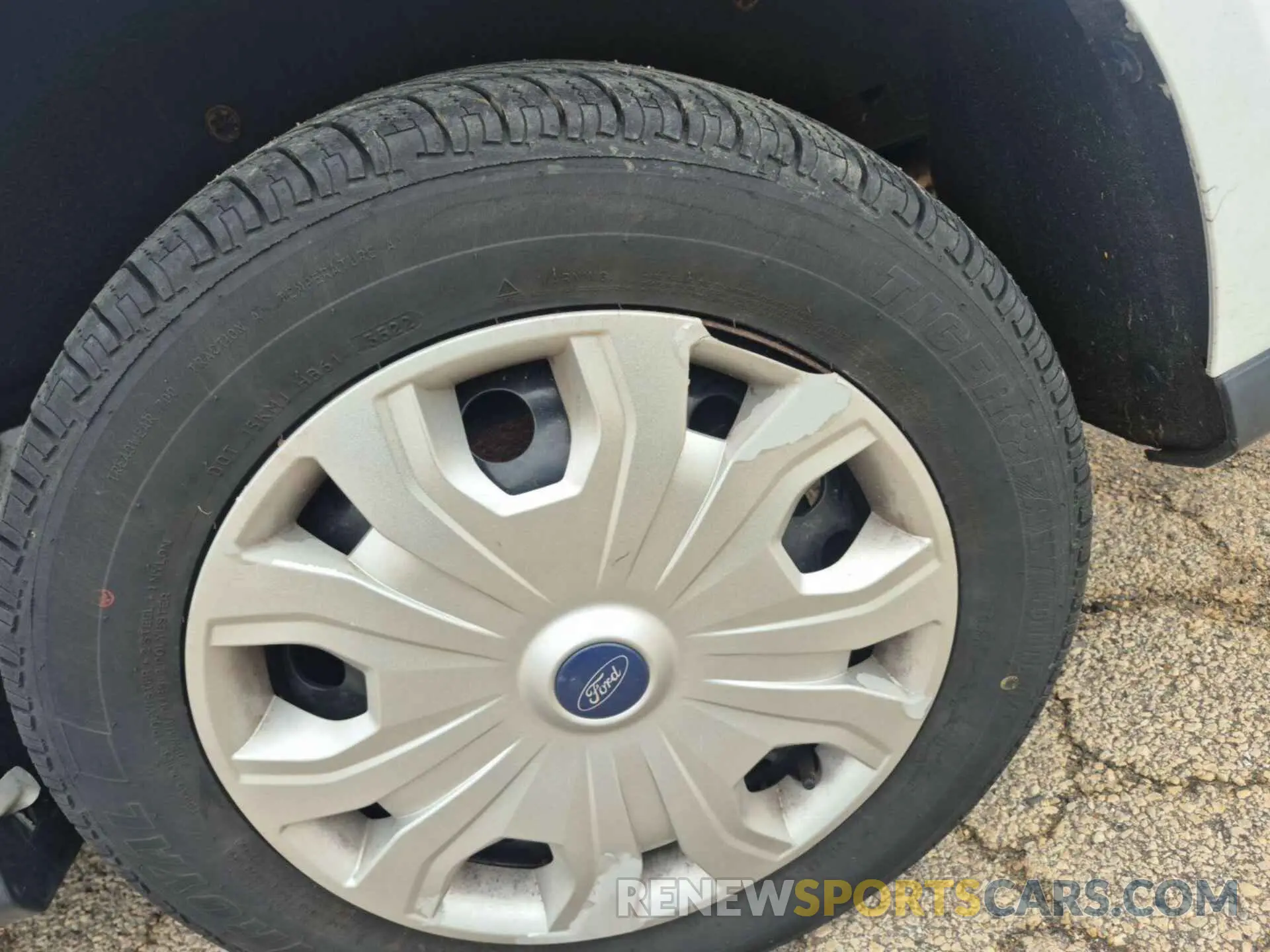 16 fotografías del automóvil dañado NM0LS7F21K1430316 FORD TRANSIT CONNECT 2019