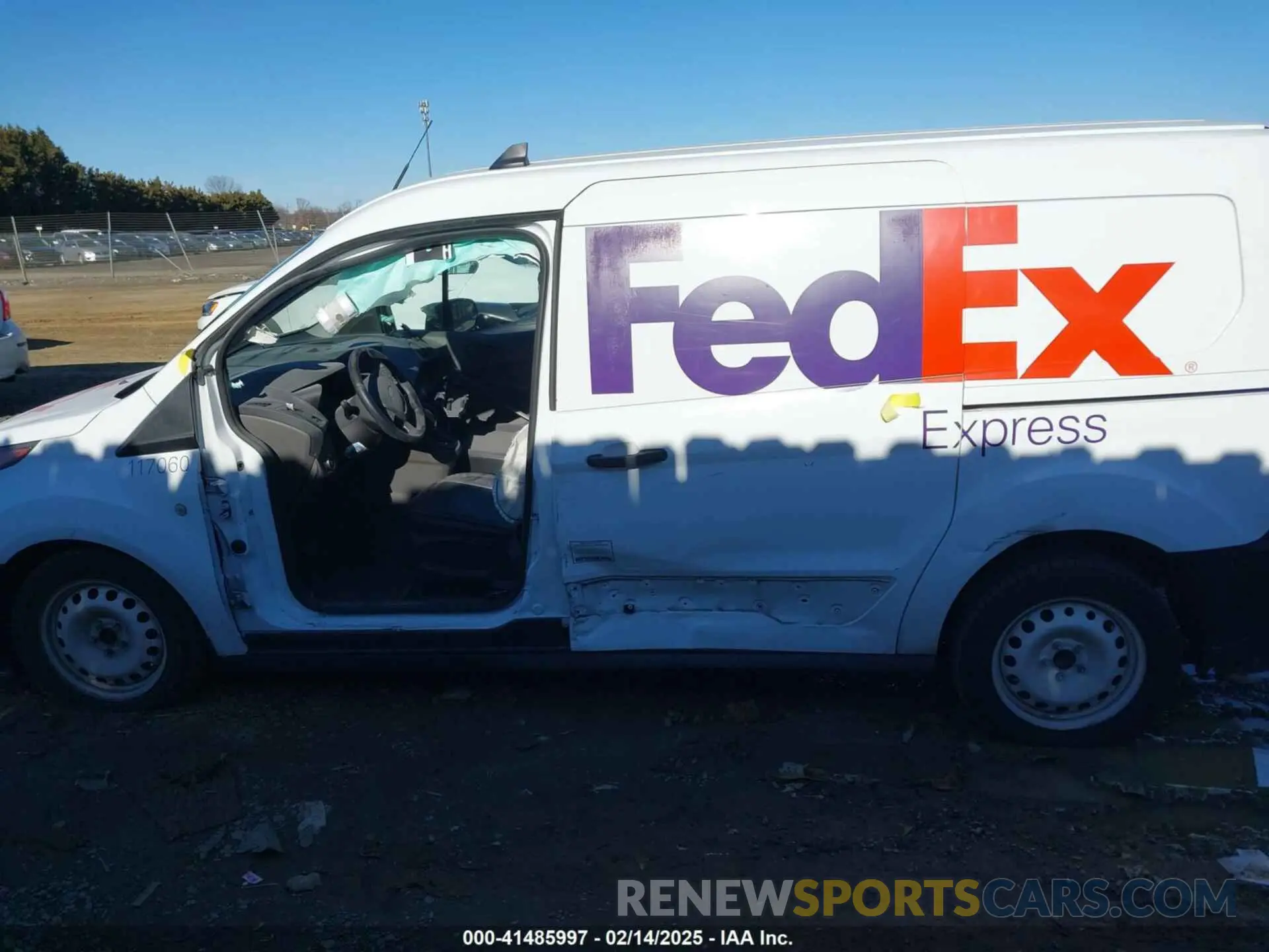 14 fotografías del automóvil dañado NM0LS7E20L1435655 FORD TRANSIT CONNECT 2020