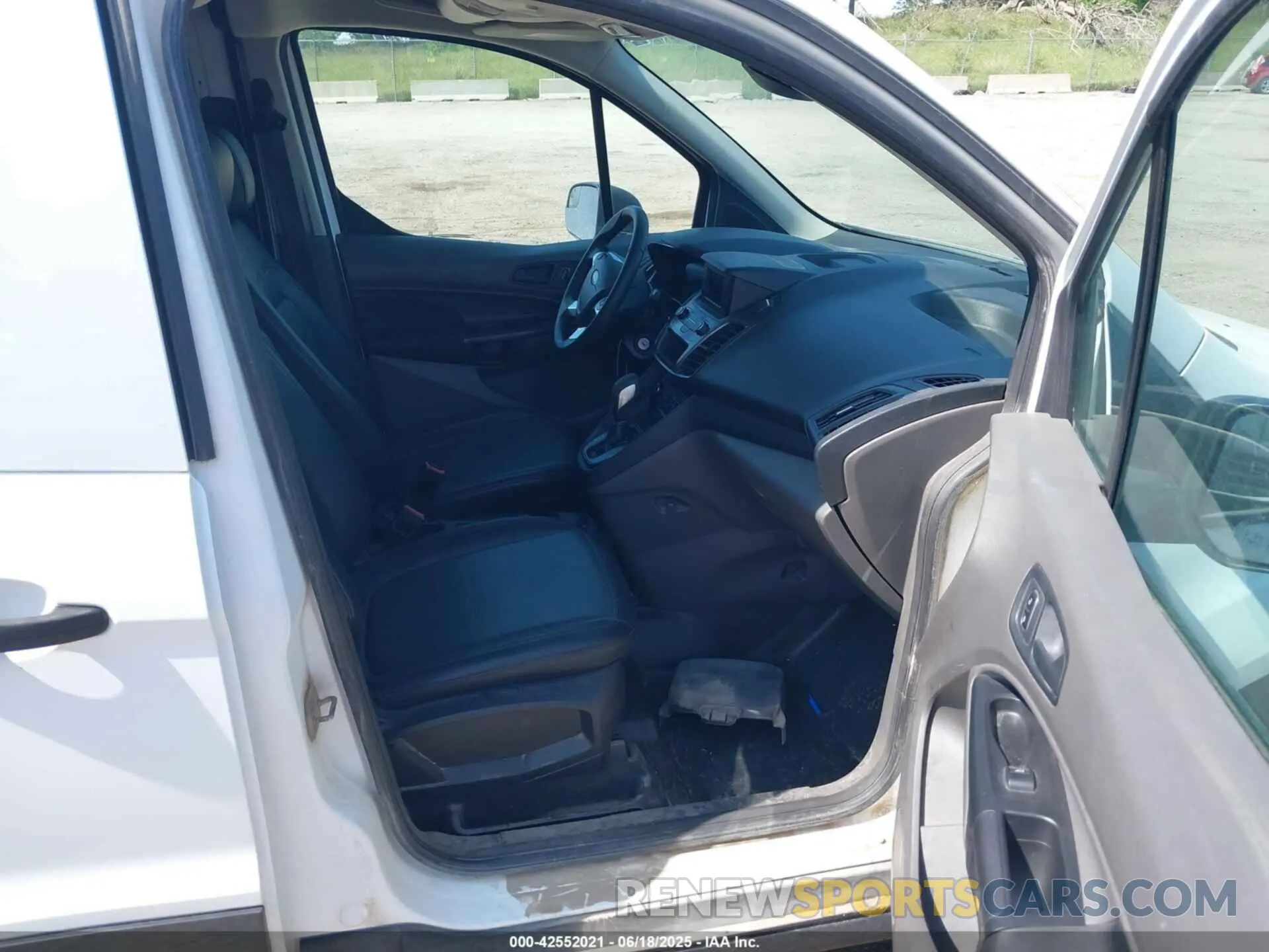 5 fotografías del automóvil dañado NM0LS7E21L1482726 FORD TRANSIT CONNECT 2020