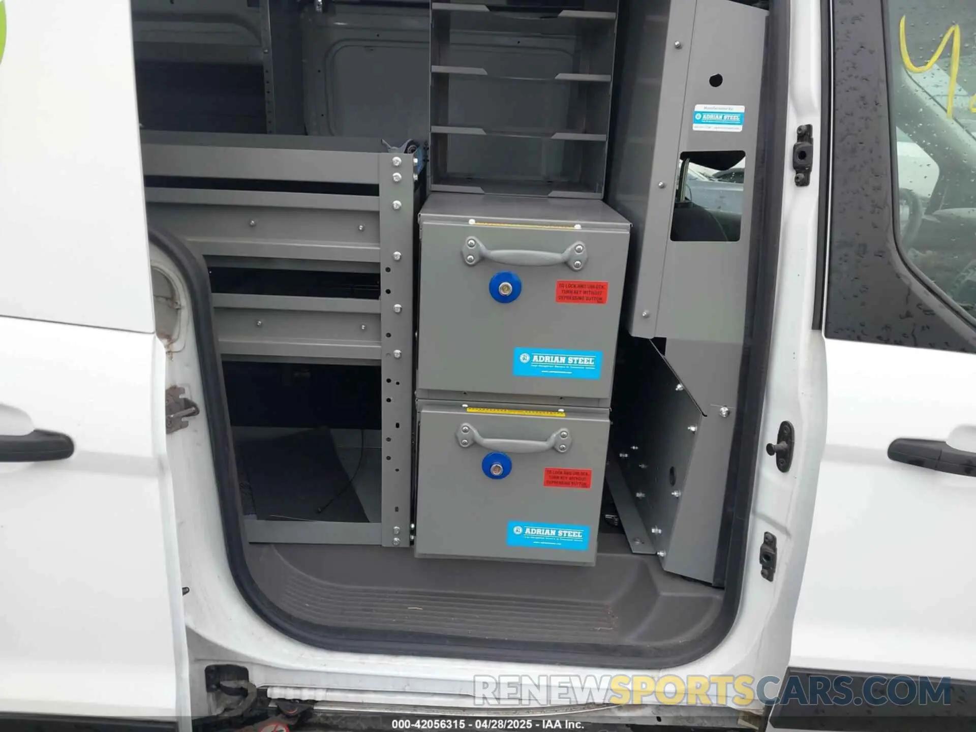 8 fotografías del automóvil dañado NM0LS7E26L1466733 FORD TRANSIT CONNECT 2020