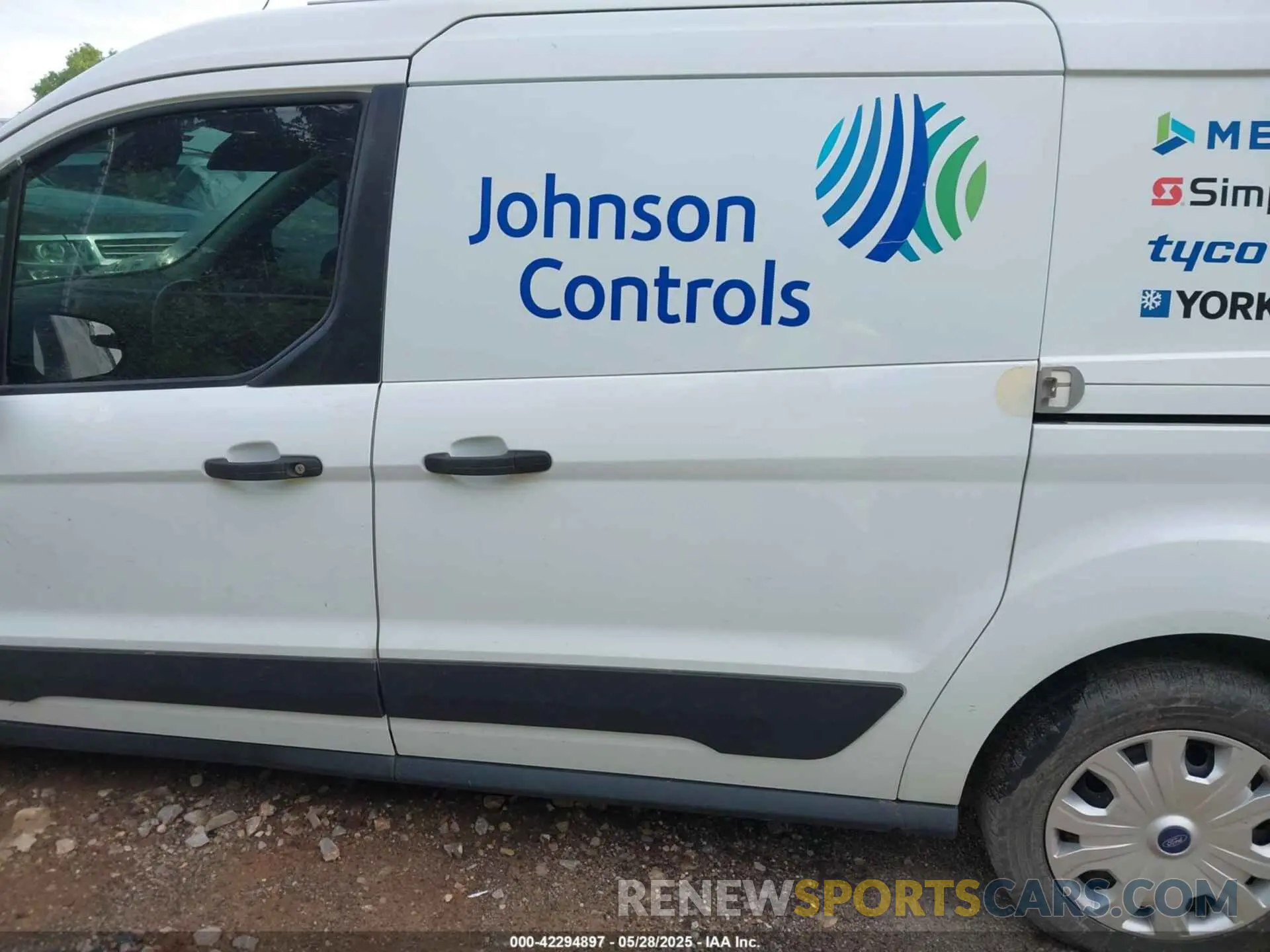 15 fotografías del automóvil dañado NM0LS7E28L1466197 FORD TRANSIT CONNECT 2020