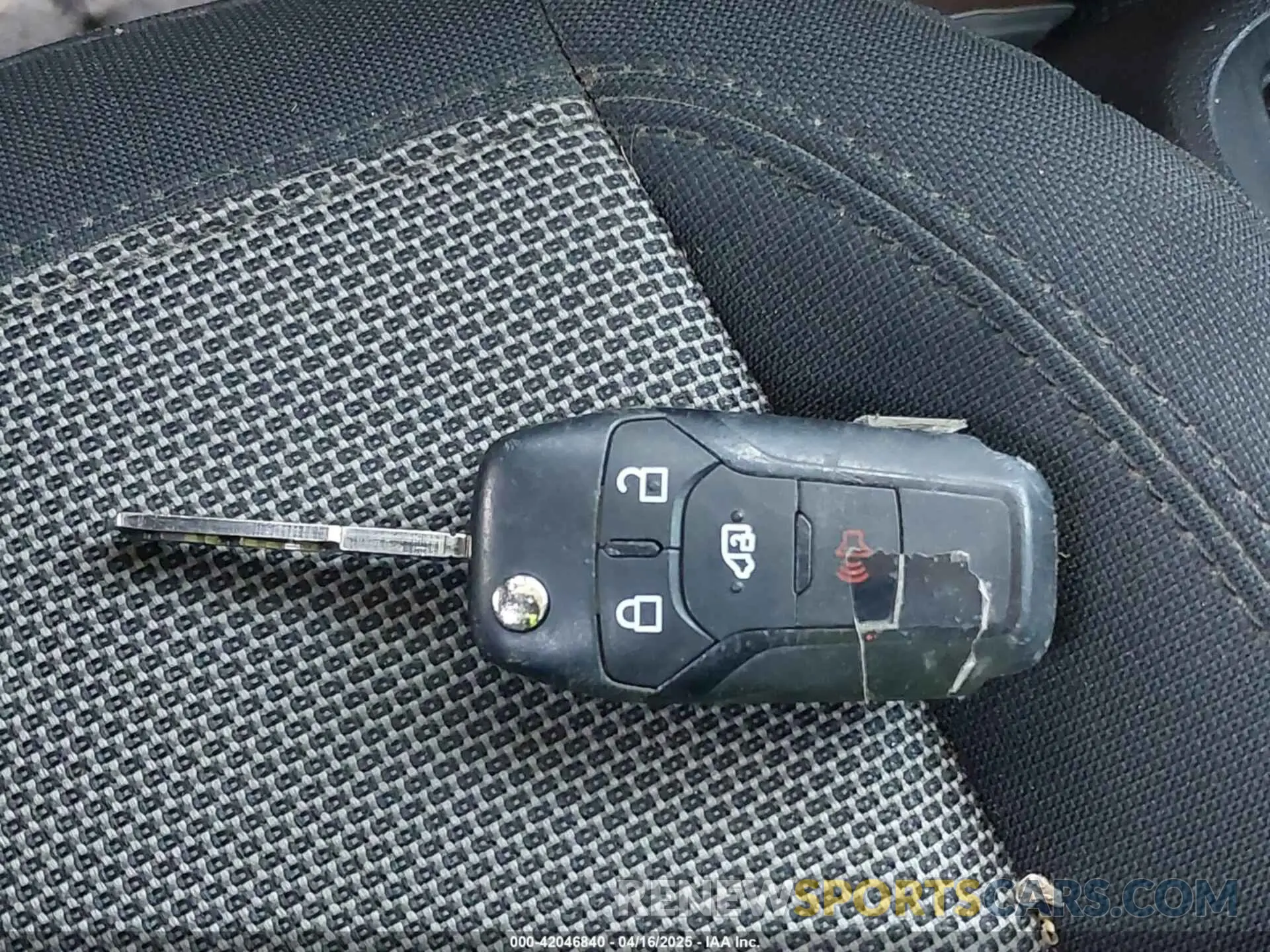 11 fotografías del automóvil dañado NM0LS7E29L1465981 FORD TRANSIT CONNECT 2020