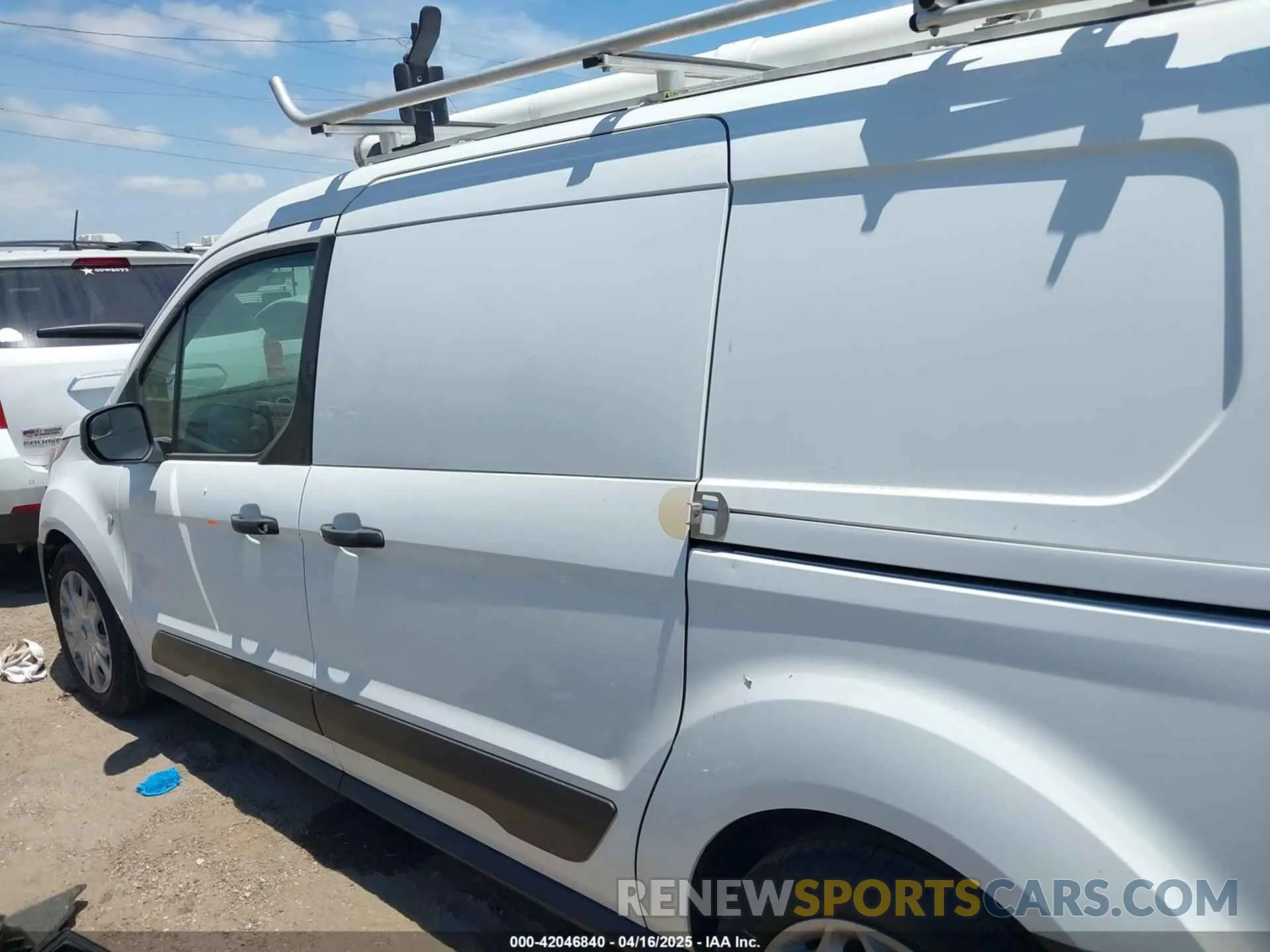 14 fotografías del automóvil dañado NM0LS7E29L1465981 FORD TRANSIT CONNECT 2020