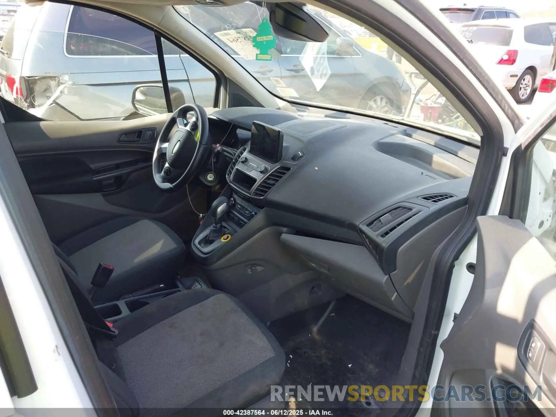 5 fotografías del automóvil dañado NM0LS7E2XL1457808 FORD TRANSIT CONNECT 2020