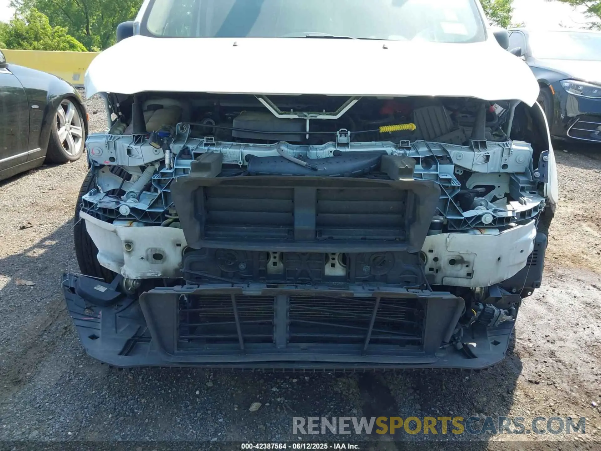 6 fotografías del automóvil dañado NM0LS7E2XL1457808 FORD TRANSIT CONNECT 2020