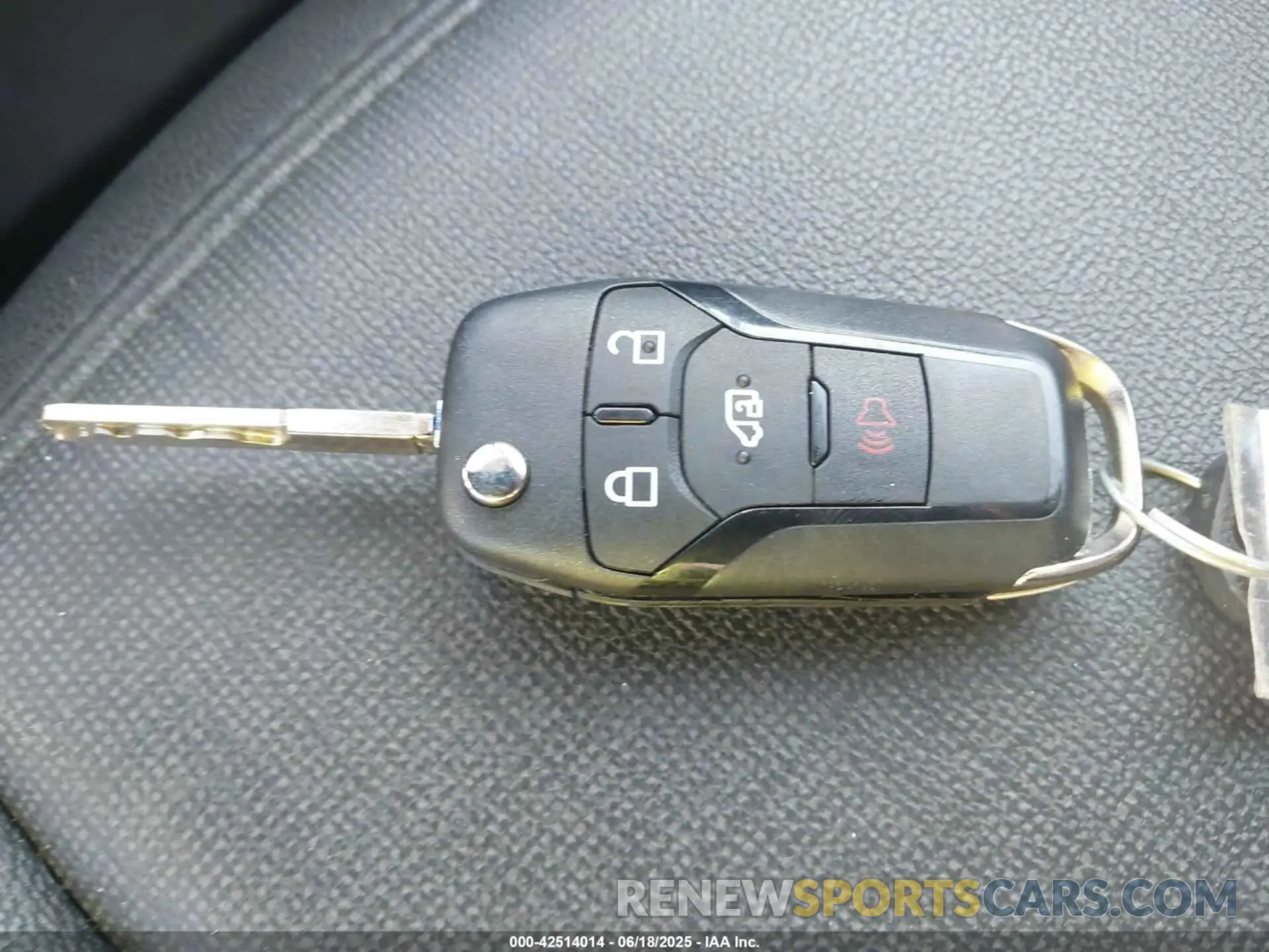 11 fotografías del automóvil dañado NM0LS6E27M1488977 FORD TRANSIT CONNECT 2021