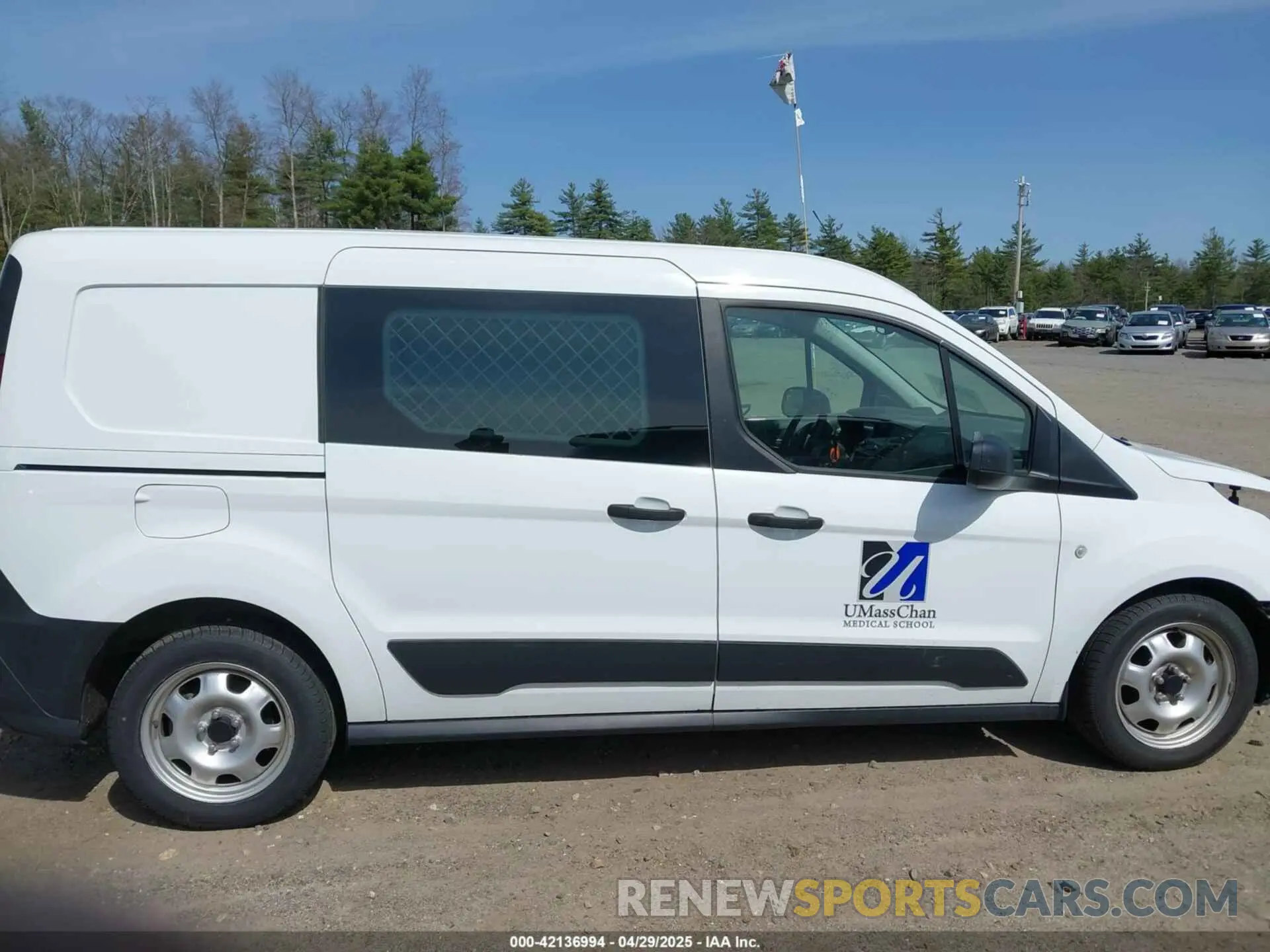 14 fotografías del automóvil dañado NM0LS7E28M1503959 FORD TRANSIT CONNECT 2021