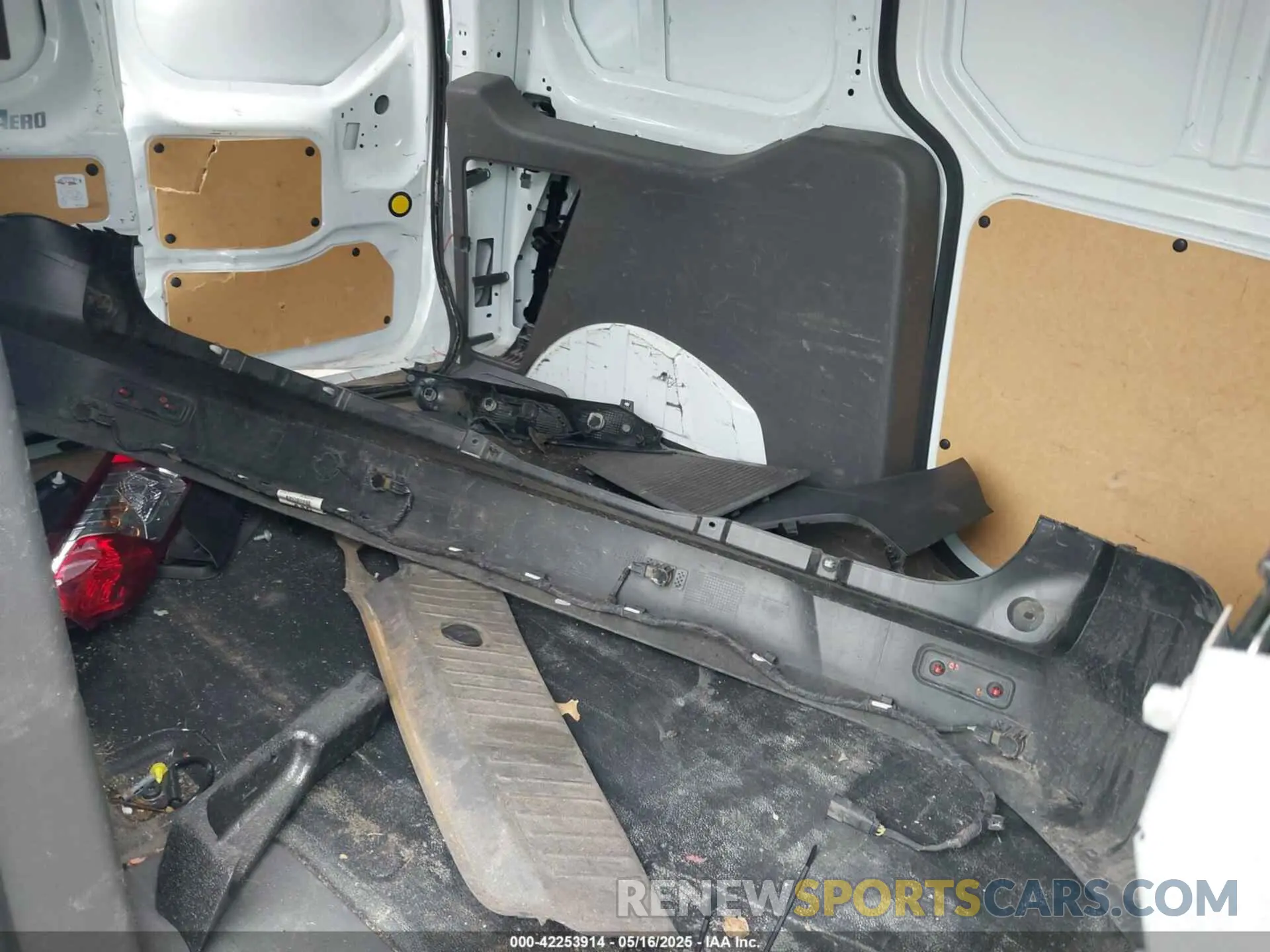 8 fotografías del automóvil dañado NM0LS7S24N1538486 FORD TRANSIT CONNECT 2022