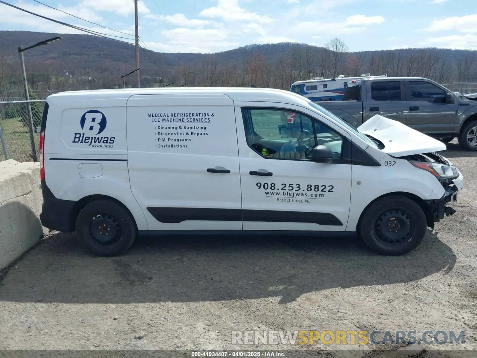 14 fotografías del automóvil dañado NM0LS7S28N1538250 FORD TRANSIT CONNECT 2022