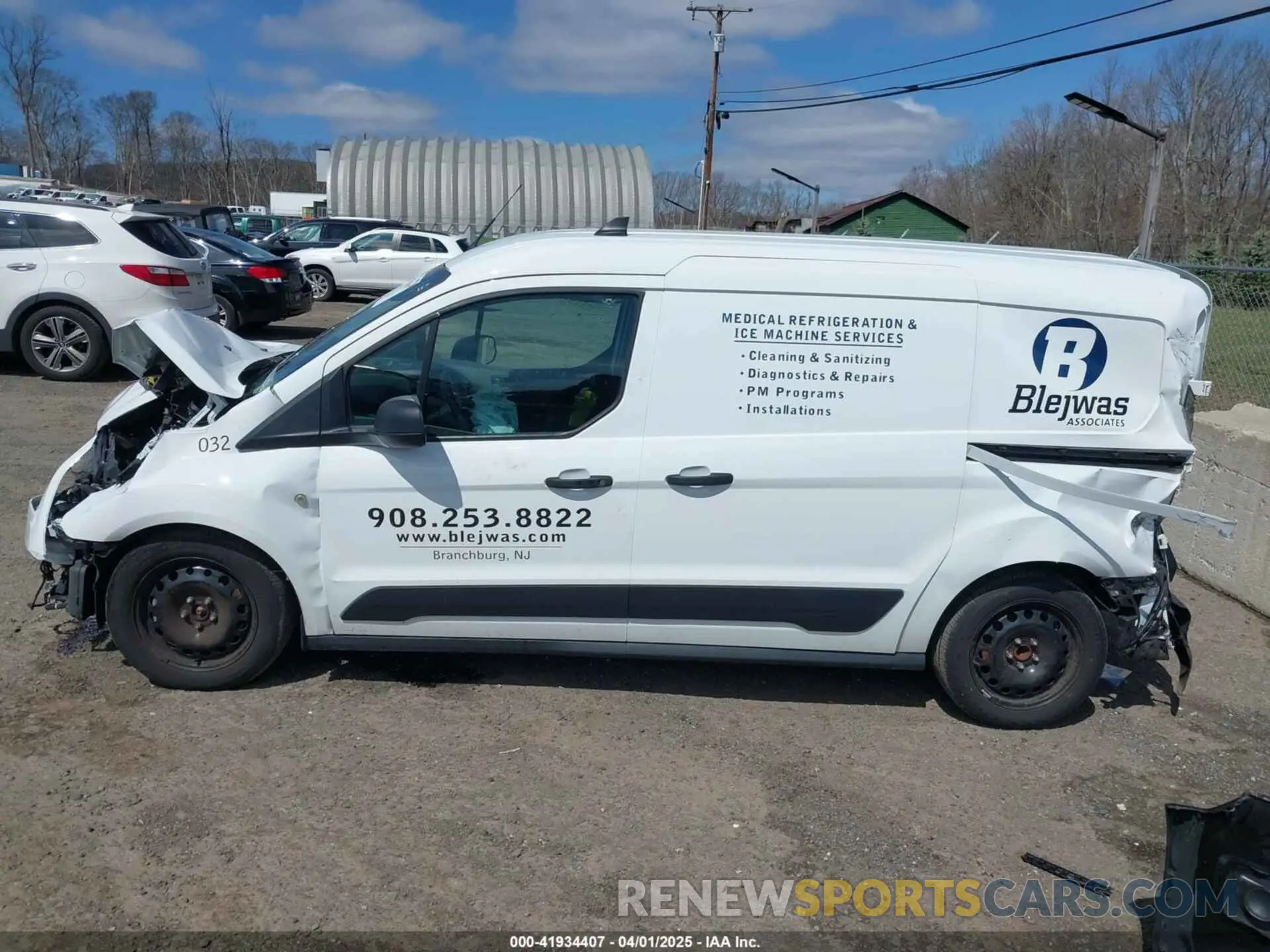 15 fotografías del automóvil dañado NM0LS7S28N1538250 FORD TRANSIT CONNECT 2022