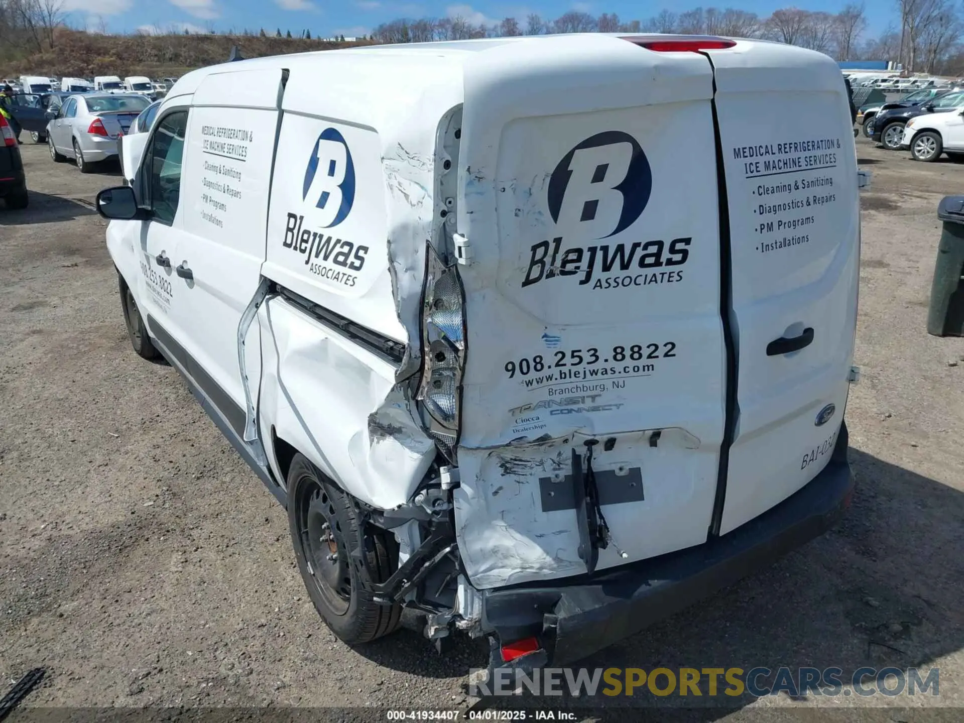 18 fotografías del automóvil dañado NM0LS7S28N1538250 FORD TRANSIT CONNECT 2022