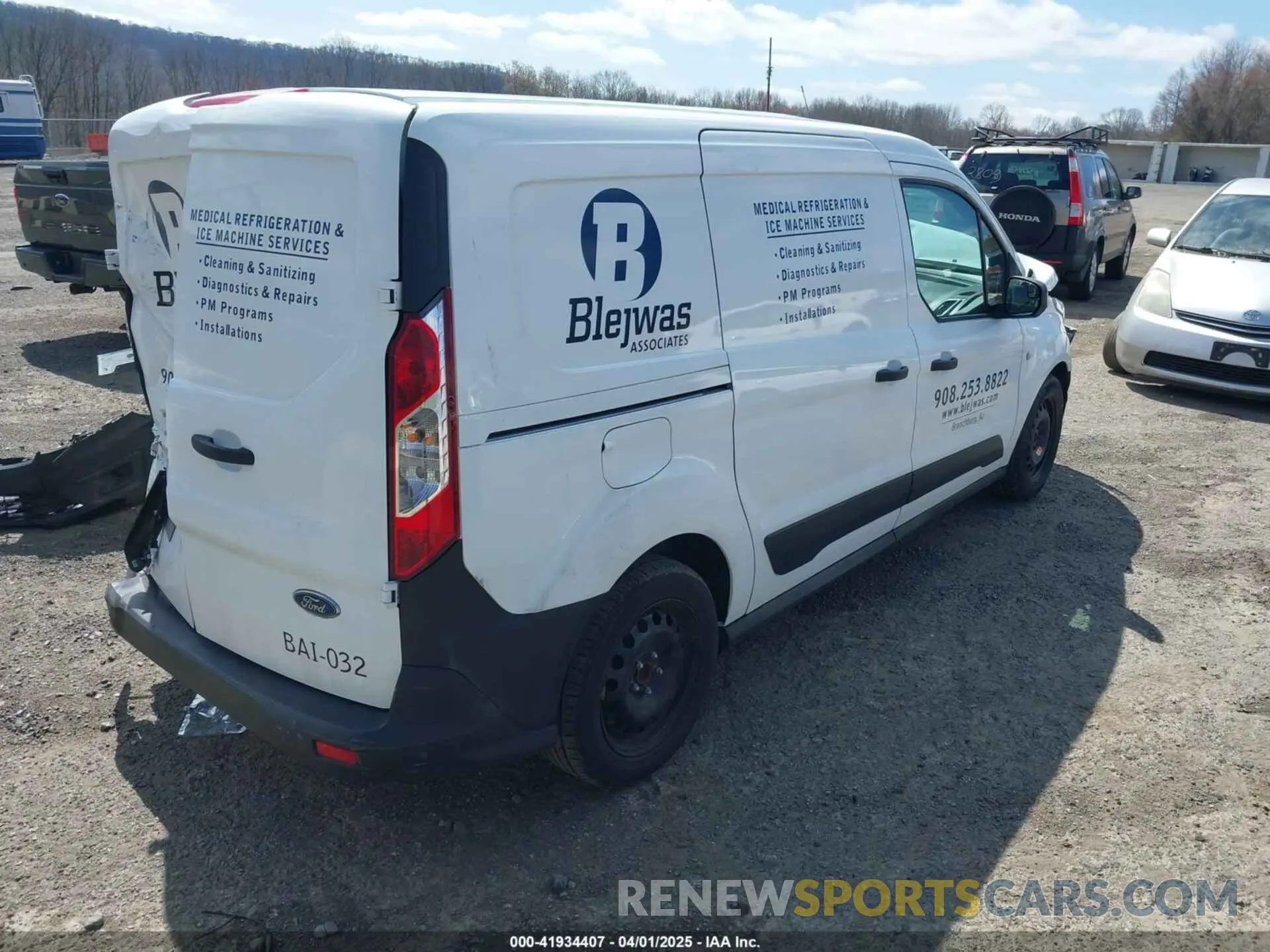 4 fotografías del automóvil dañado NM0LS7S28N1538250 FORD TRANSIT CONNECT 2022