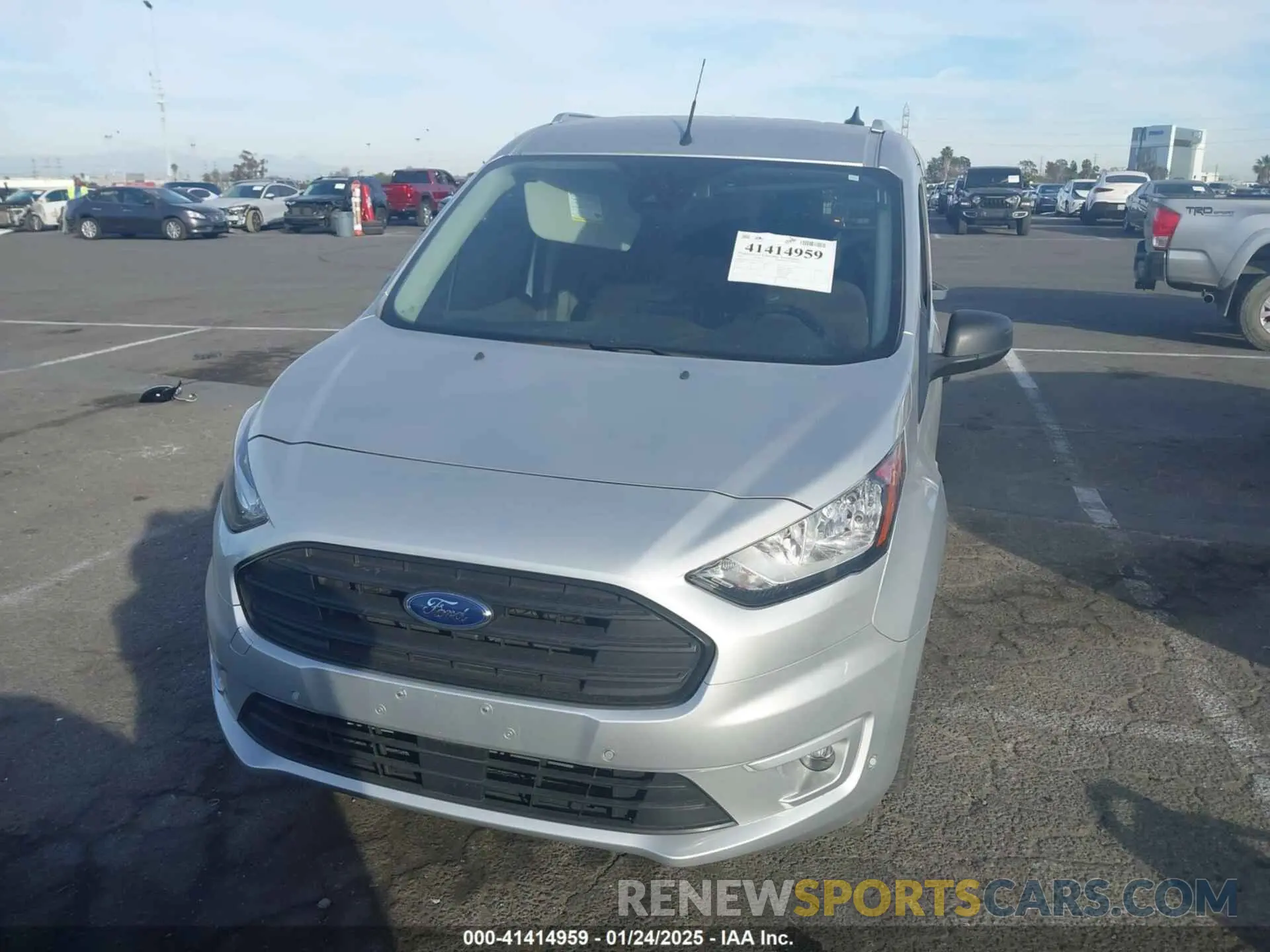 12 fotografías del automóvil dañado NM0LS7T22N1526142 FORD TRANSIT CONNECT 2022