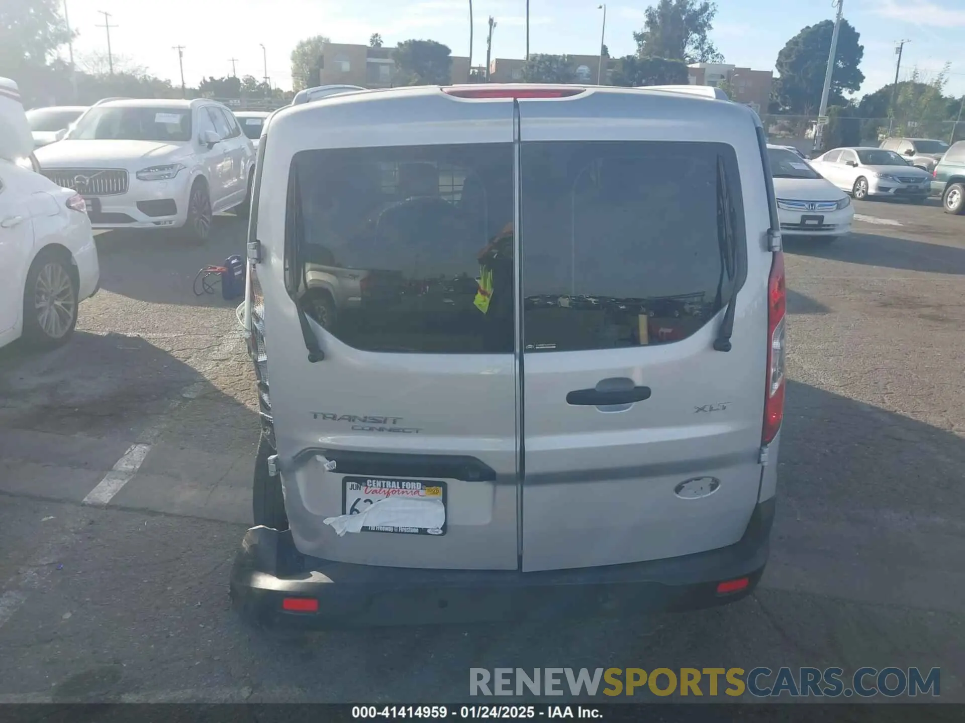 16 fotografías del automóvil dañado NM0LS7T22N1526142 FORD TRANSIT CONNECT 2022