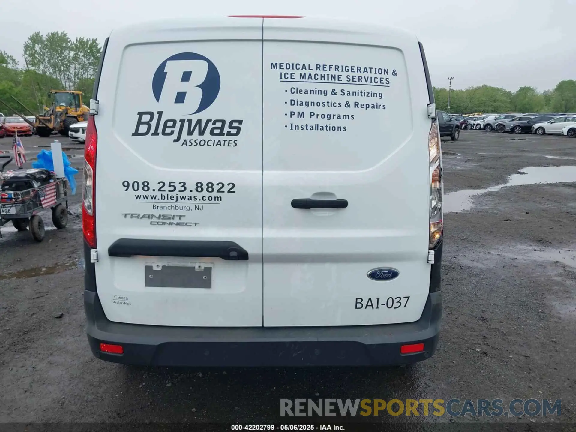 16 fotografías del automóvil dañado NM0LS7S26P1565868 FORD TRANSIT CONNECT 2023