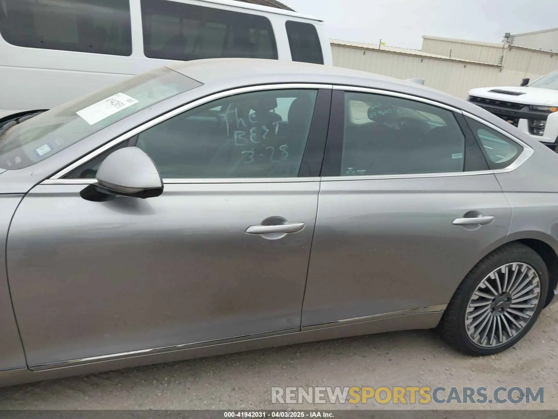 15 fotografías del automóvil dañado KMTGE4S14PU006305 GENESIS ELECTRIFIED G80 2023
