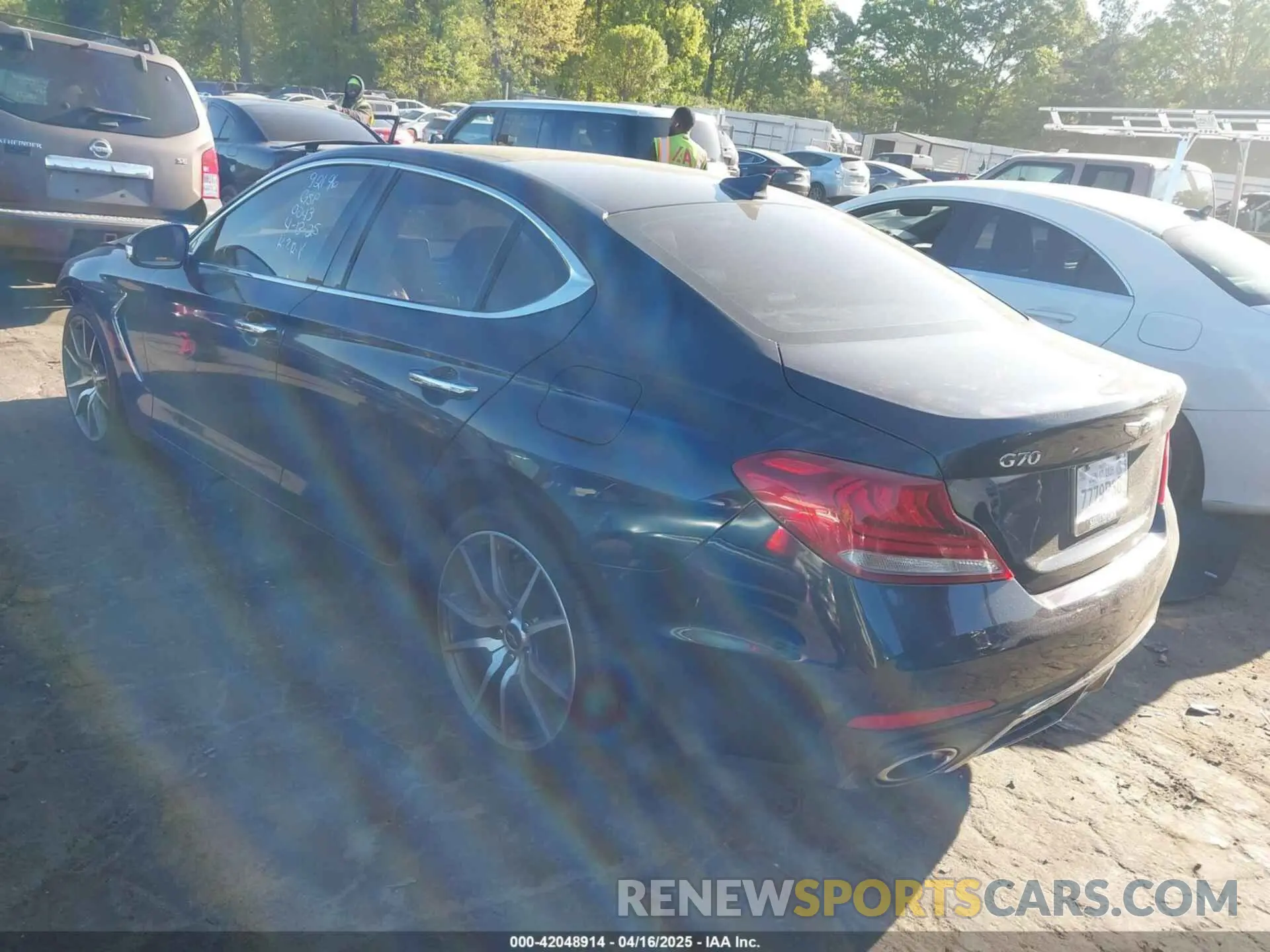 3 fotografías del automóvil dañado KMTG34LE4KU020043 GENESIS G70 2019