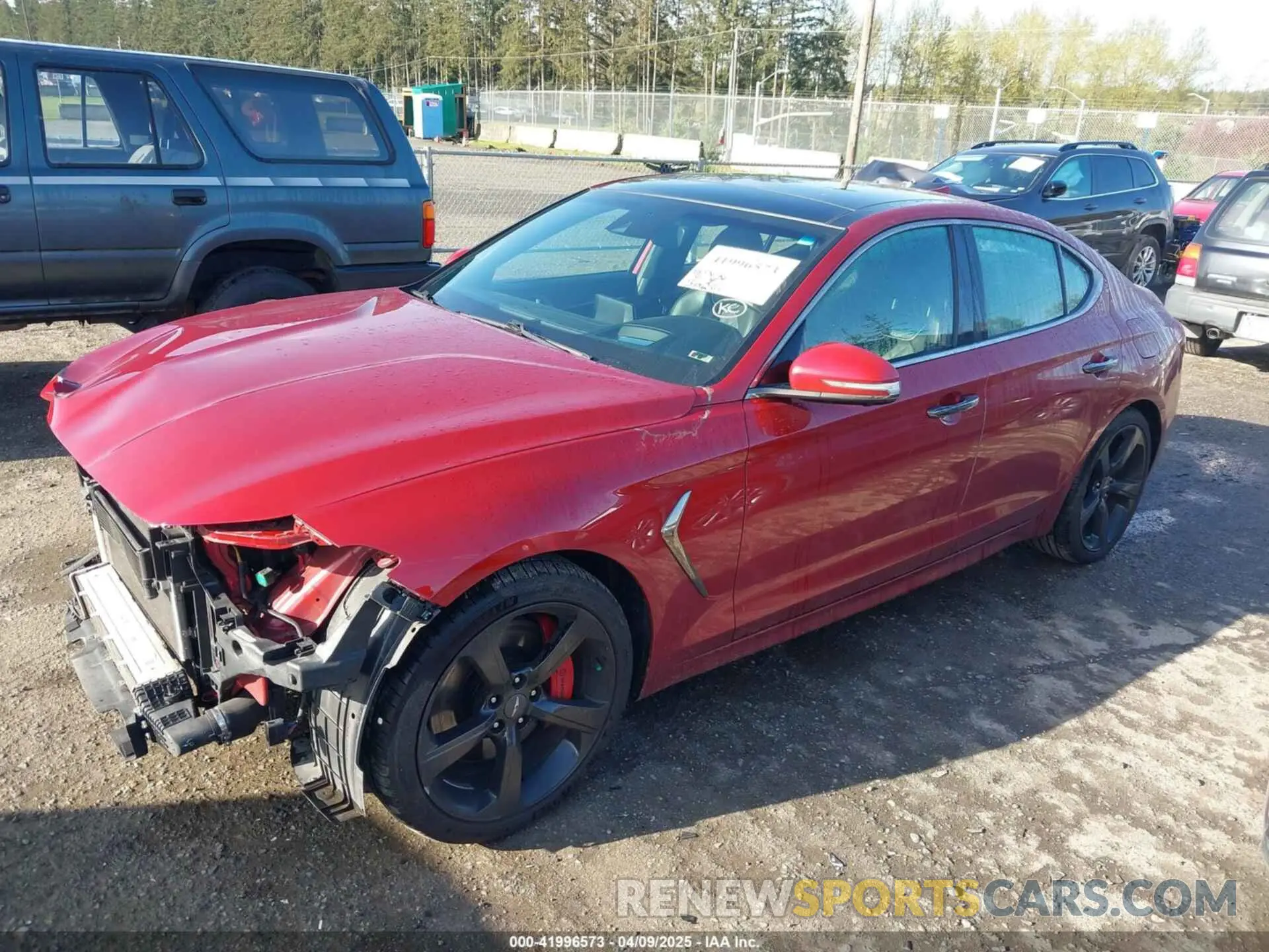 2 fotografías del automóvil dañado KMTG34LE6KU022487 GENESIS G70 2019