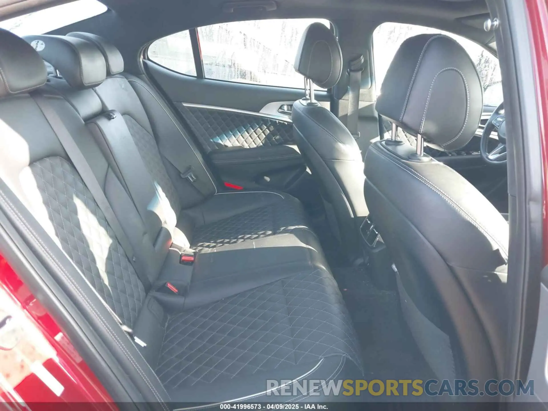 8 fotografías del automóvil dañado KMTG34LE6KU022487 GENESIS G70 2019