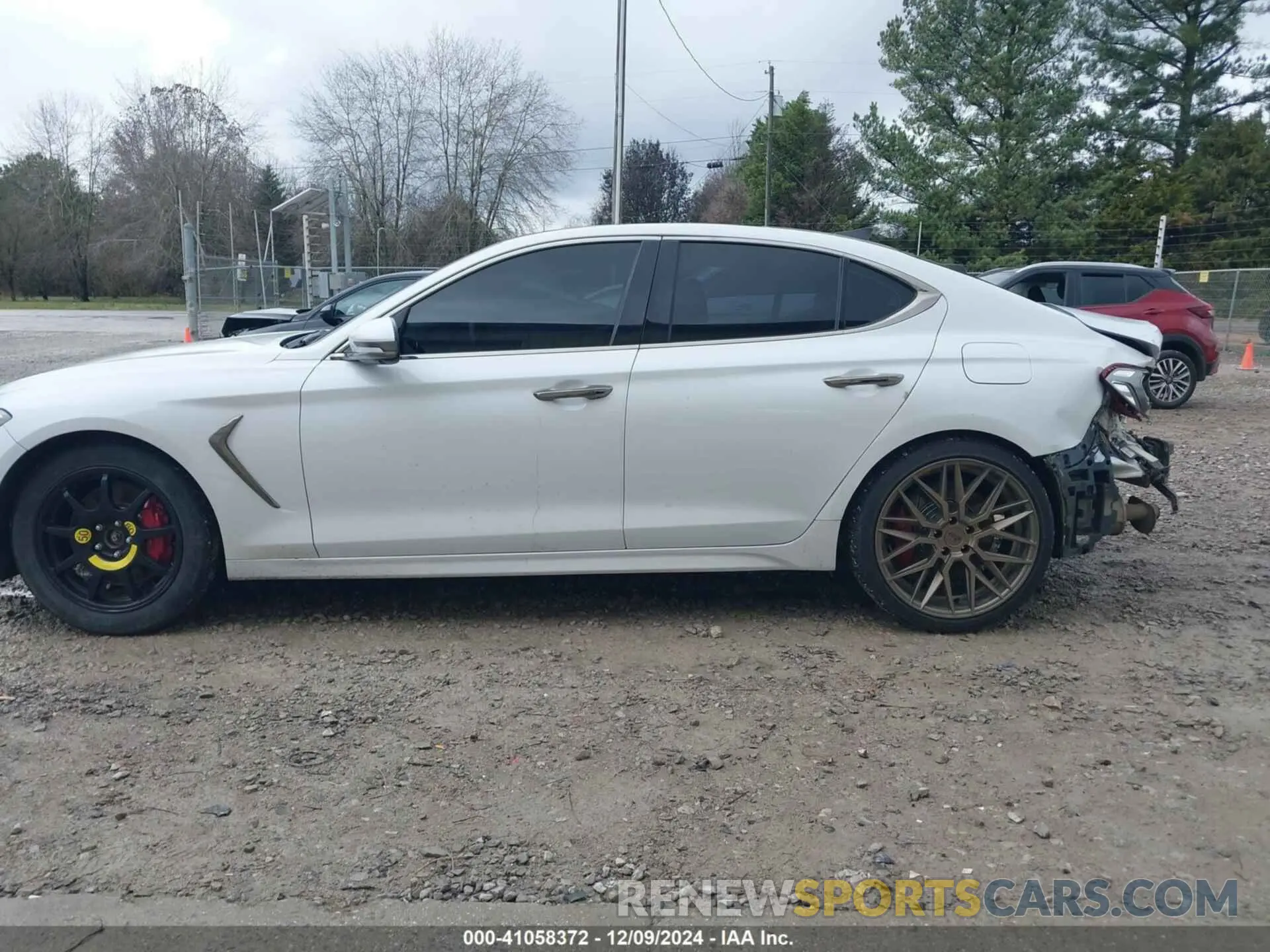 15 fotografías del automóvil dañado KMTG34LE9KU027098 GENESIS G70 2019