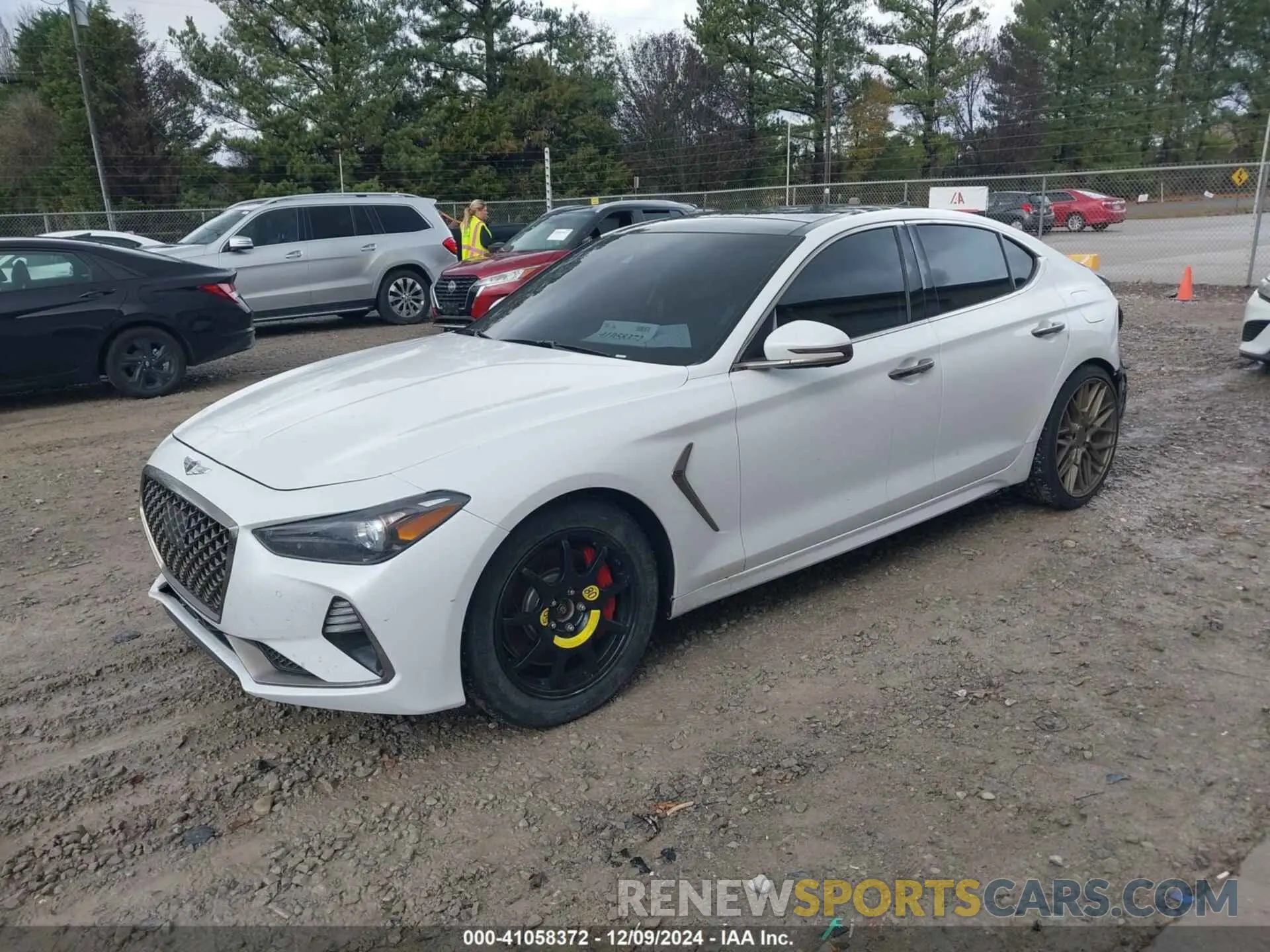 2 fotografías del automóvil dañado KMTG34LE9KU027098 GENESIS G70 2019