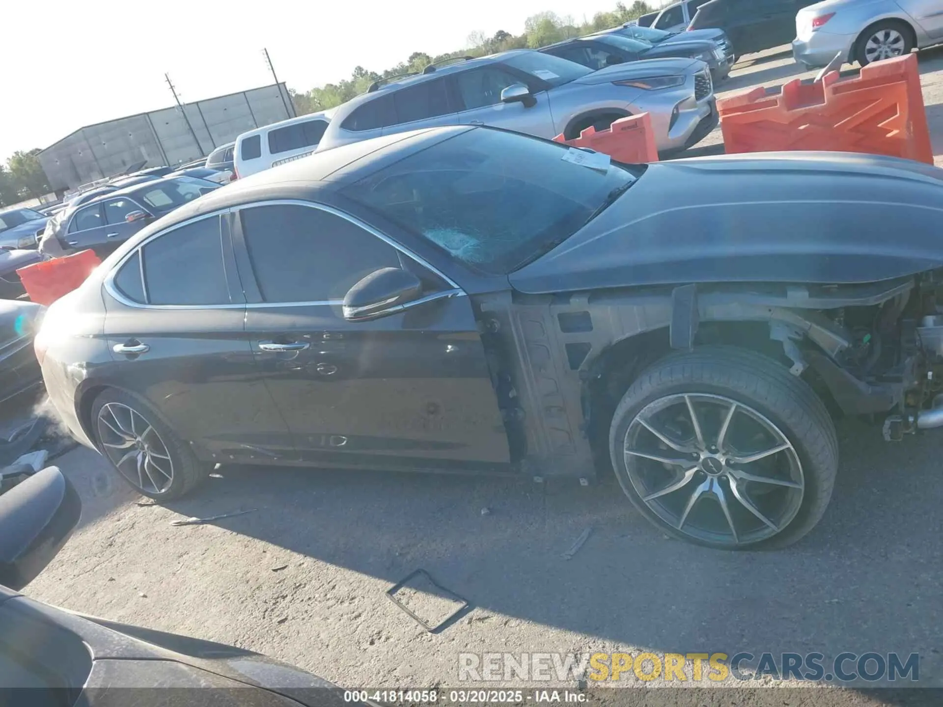 14 fotografías del automóvil dañado KMTG44LA3KU026670 GENESIS G70 2019