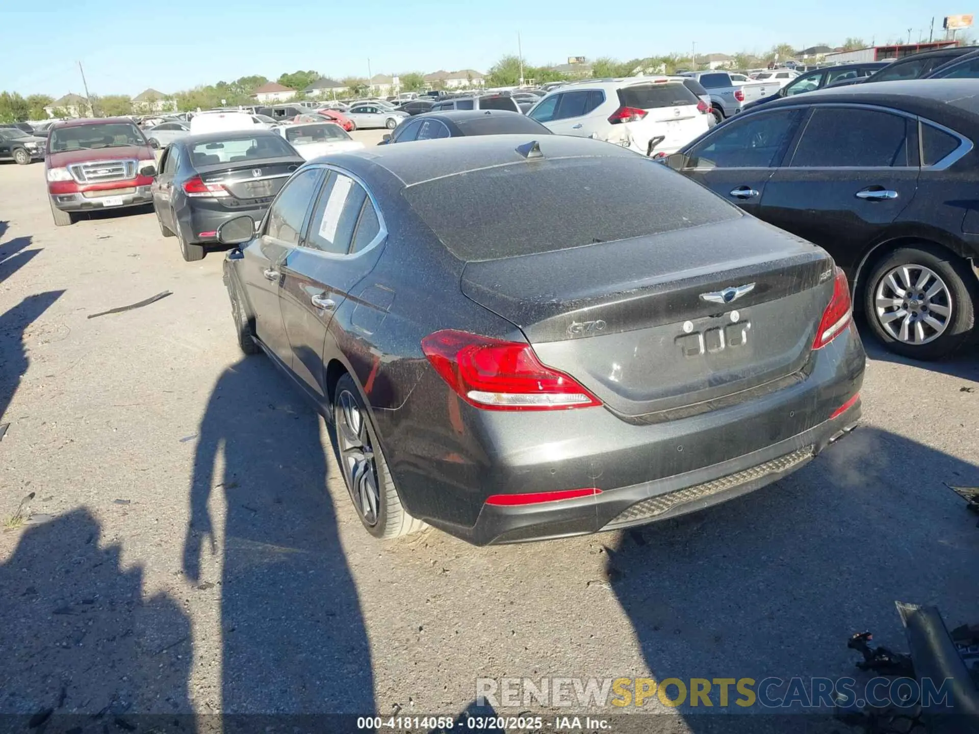 3 fotografías del automóvil dañado KMTG44LA3KU026670 GENESIS G70 2019