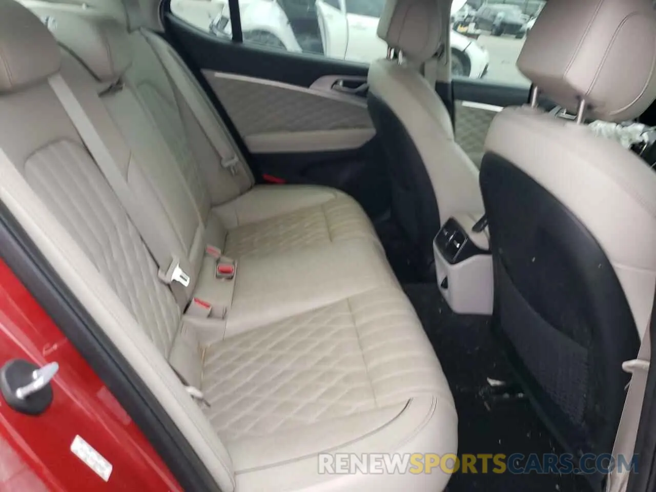 10 fotografías del automóvil dañado KMTG44LA4KU025687 GENESIS G70 2019