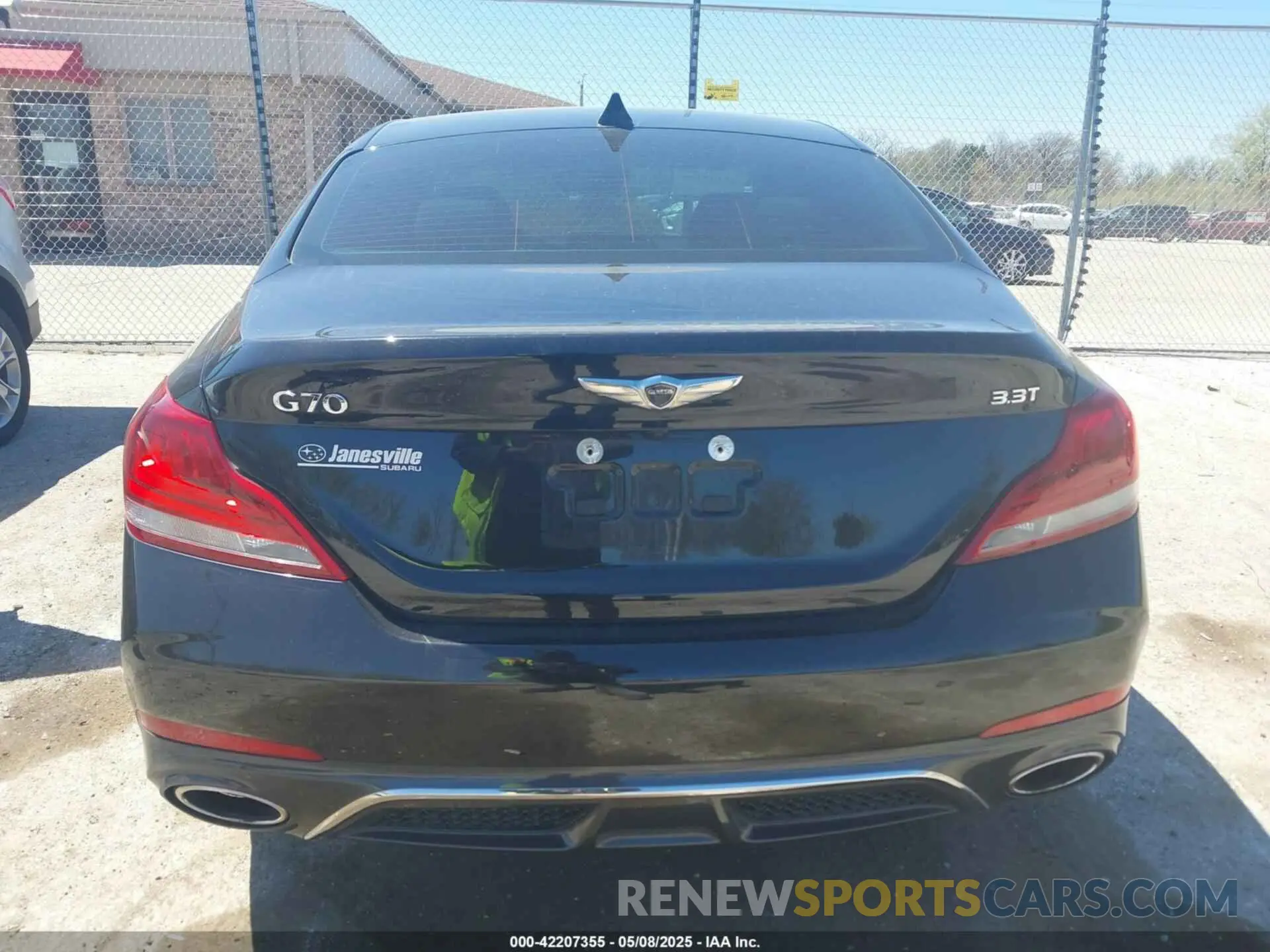 16 fotografías del automóvil dañado KMTG54LE3KU017600 GENESIS G70 2019