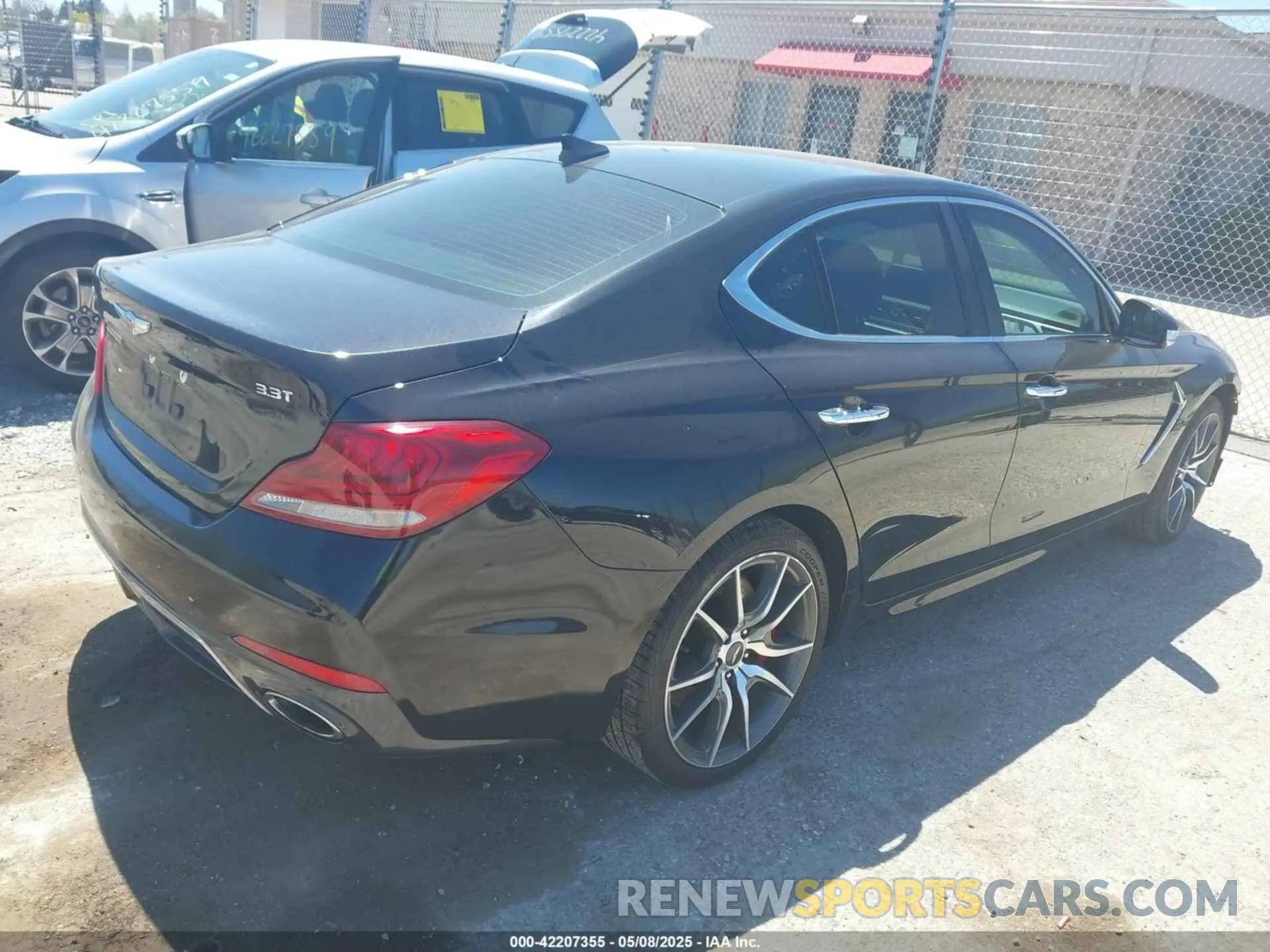 4 fotografías del automóvil dañado KMTG54LE3KU017600 GENESIS G70 2019