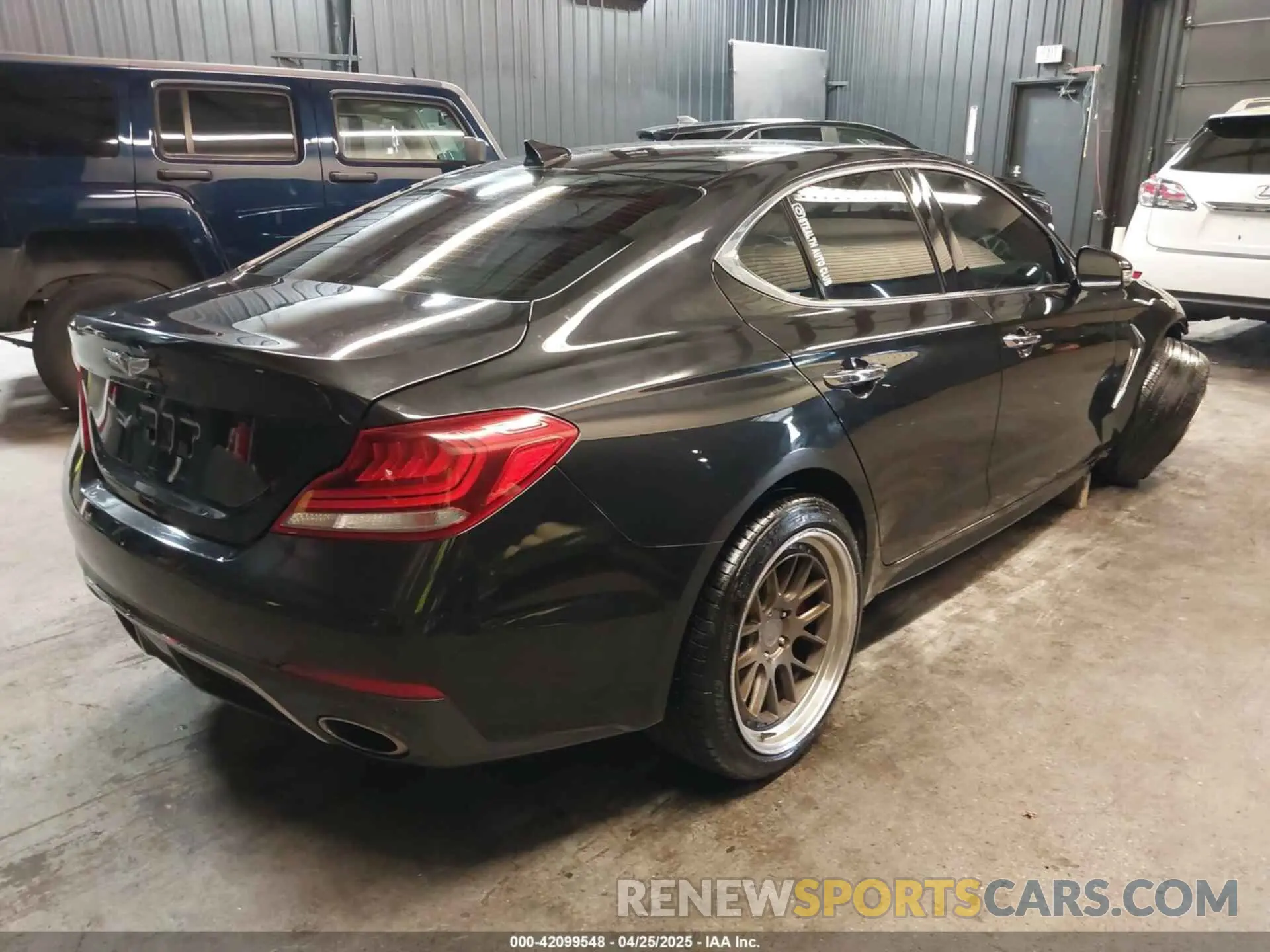 4 fotografías del automóvil dañado KMTG54LE6KU037582 GENESIS G70 2019