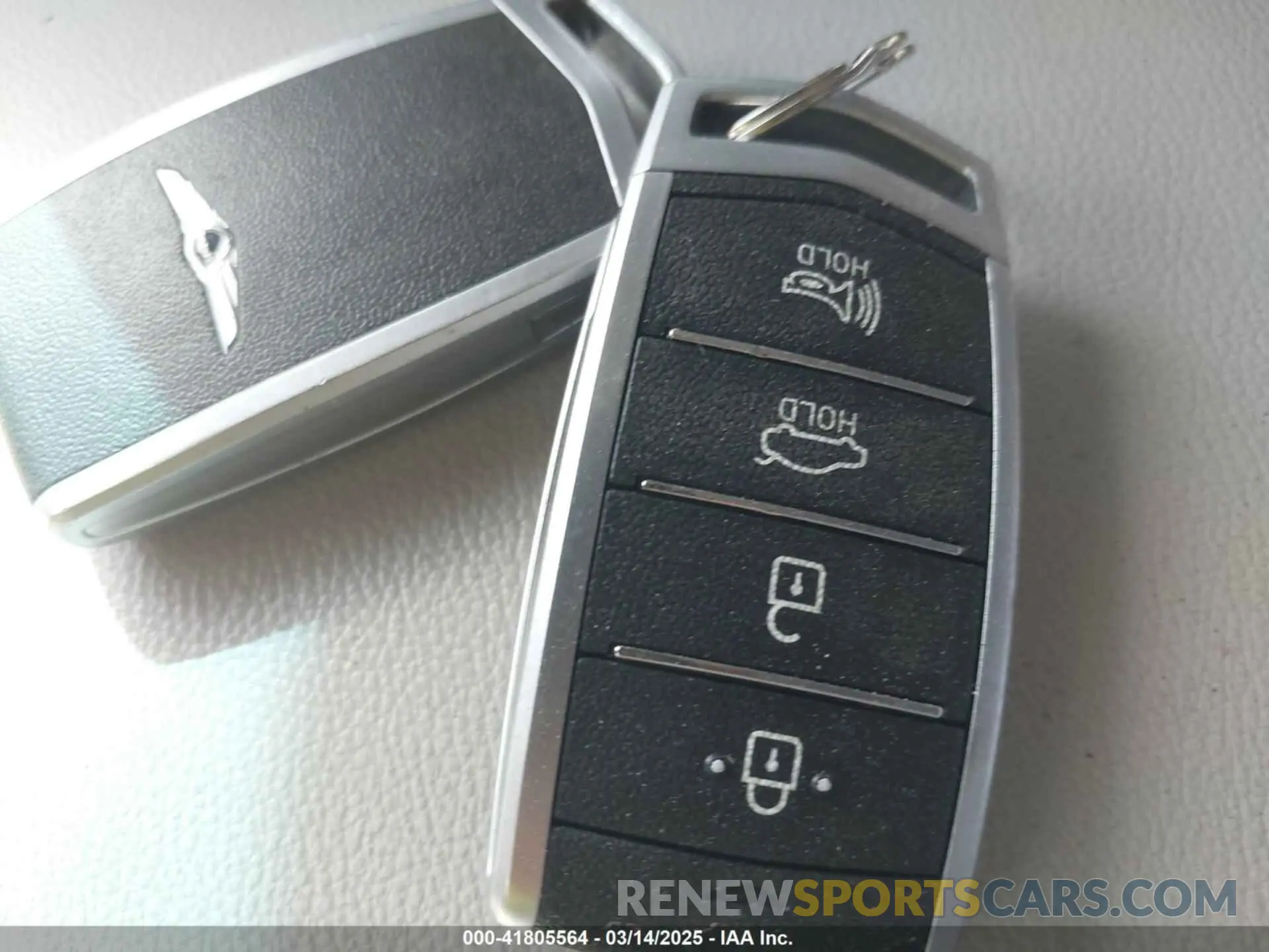 11 fotografías del automóvil dañado KMTG54LE7KU035128 GENESIS G70 2019