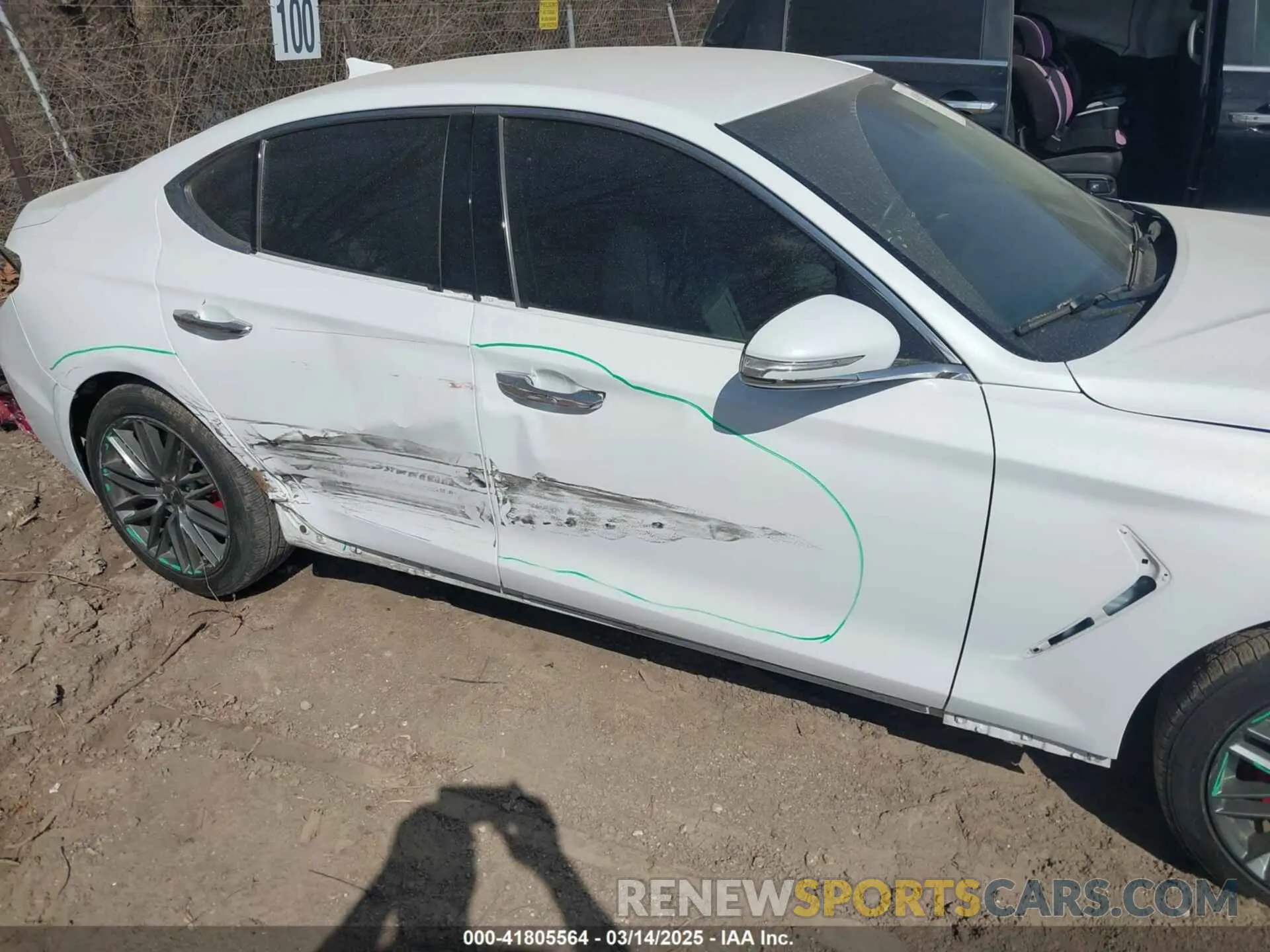 18 fotografías del automóvil dañado KMTG54LE7KU035128 GENESIS G70 2019