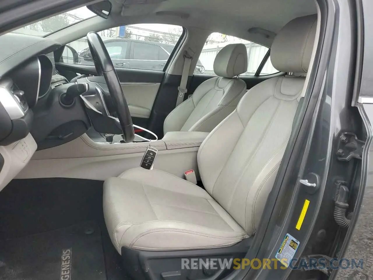 7 fotografías del automóvil dañado KMTG64LA9KU036260 GENESIS G70 2019