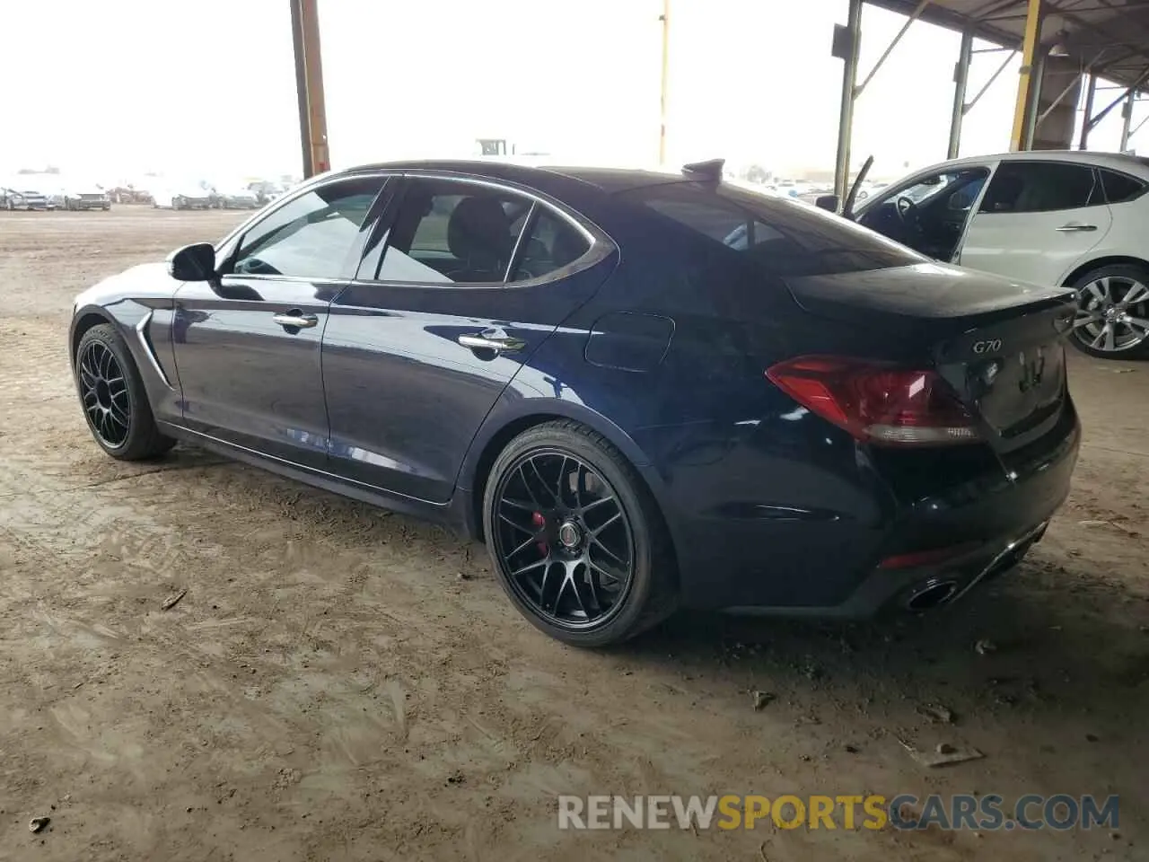 2 fotografías del automóvil dañado KMTG74LE3KU034312 GENESIS G70 2019