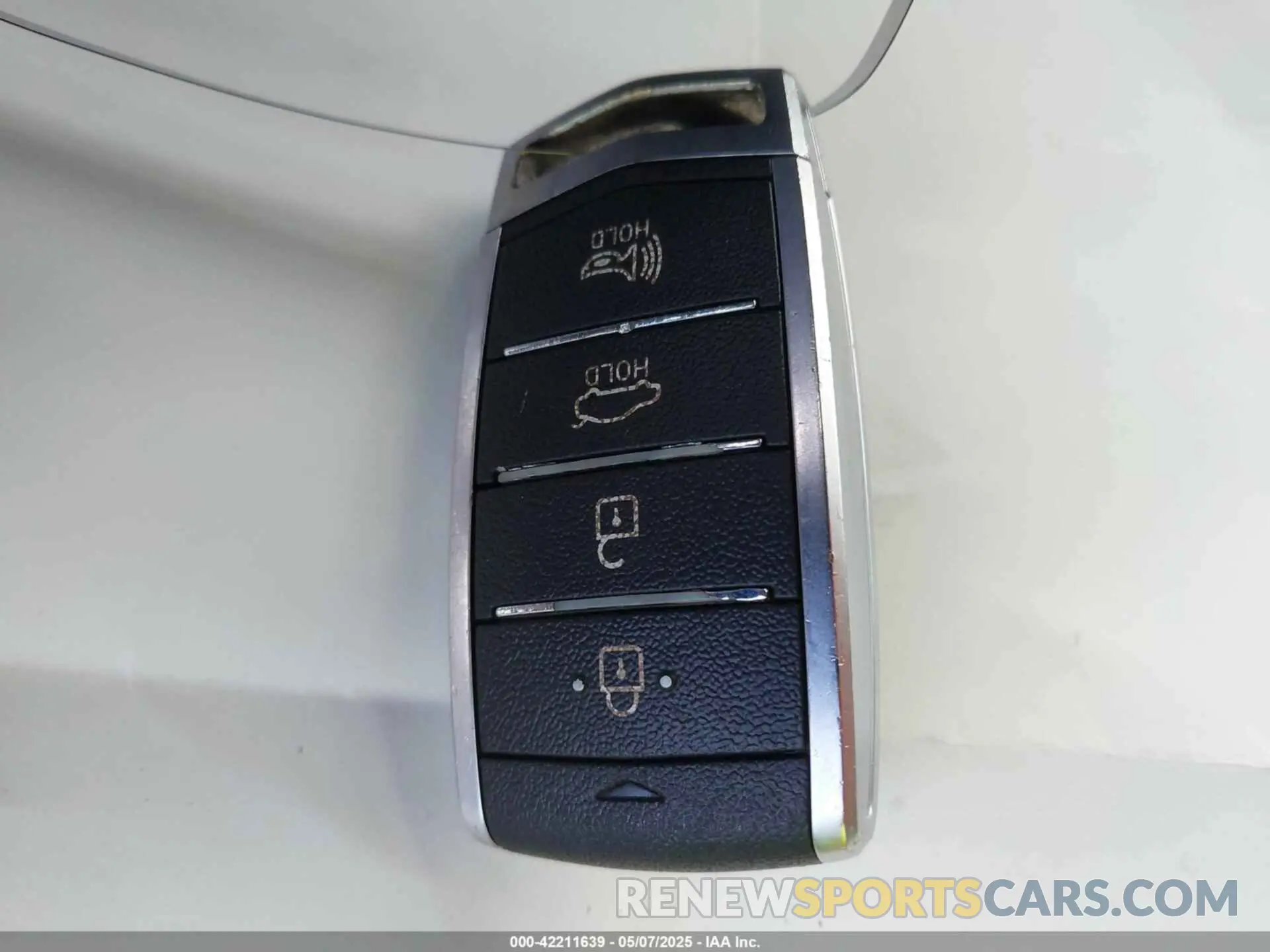 11 fotografías del automóvil dañado KMTG74LE4KU032620 GENESIS G70 2019