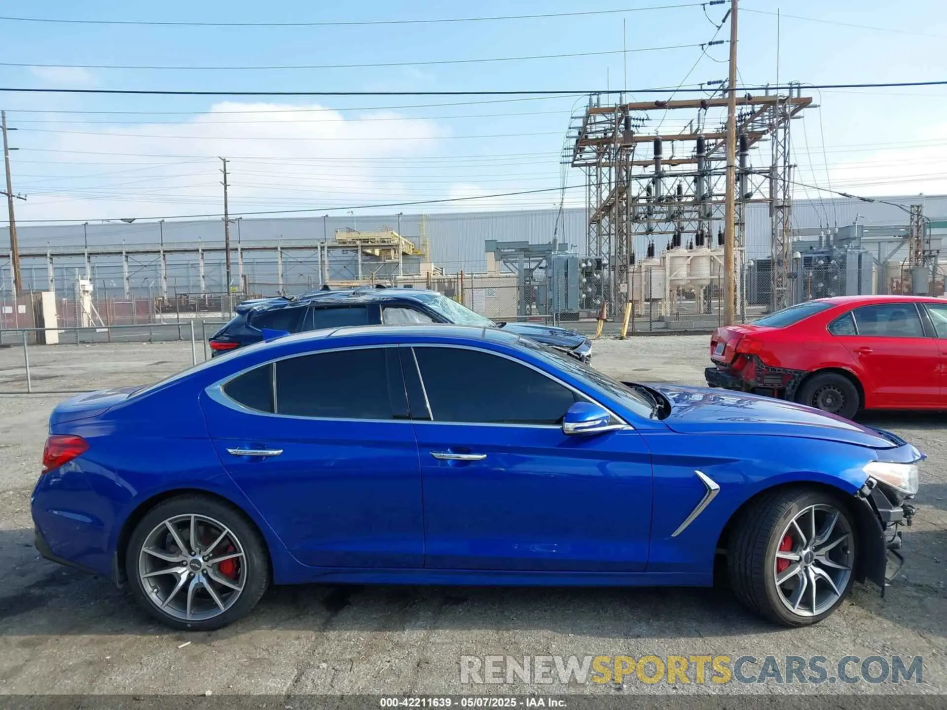 13 fotografías del automóvil dañado KMTG74LE4KU032620 GENESIS G70 2019