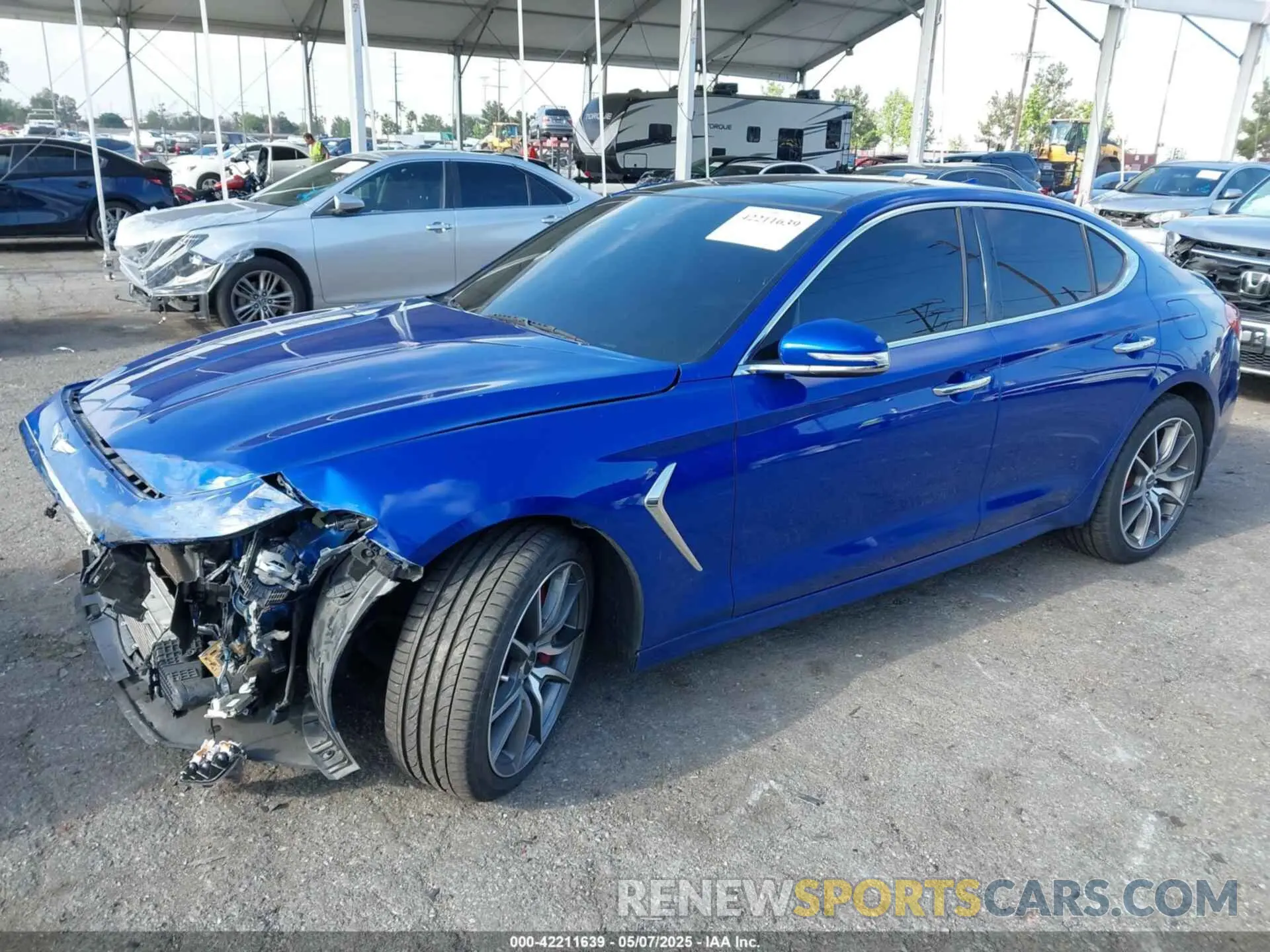 2 fotografías del automóvil dañado KMTG74LE4KU032620 GENESIS G70 2019