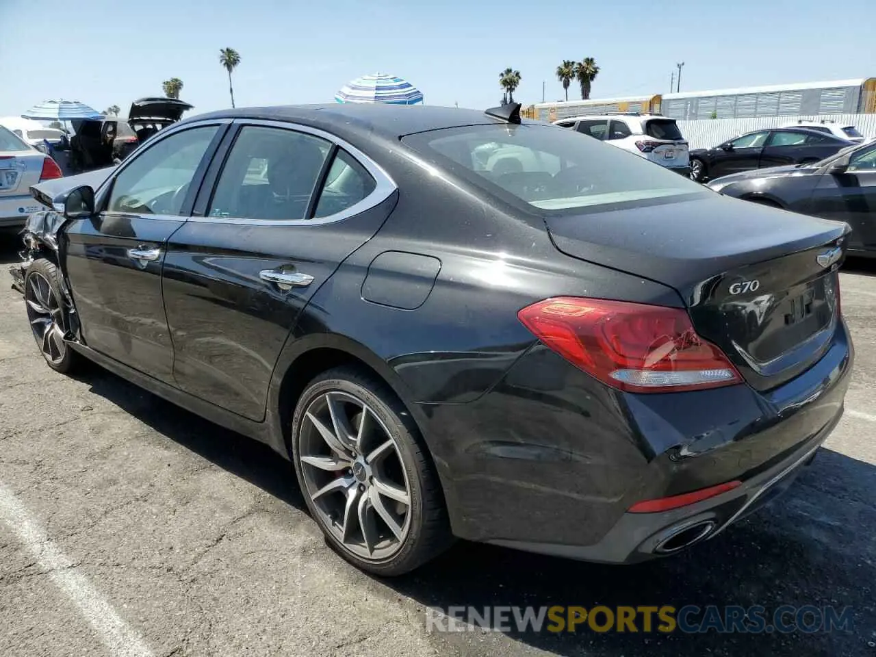 2 fotografías del automóvil dañado KMTG74LE7KU034474 GENESIS G70 2019