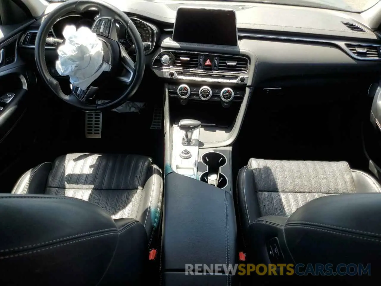 8 fotografías del automóvil dañado KMTG74LE7KU034474 GENESIS G70 2019