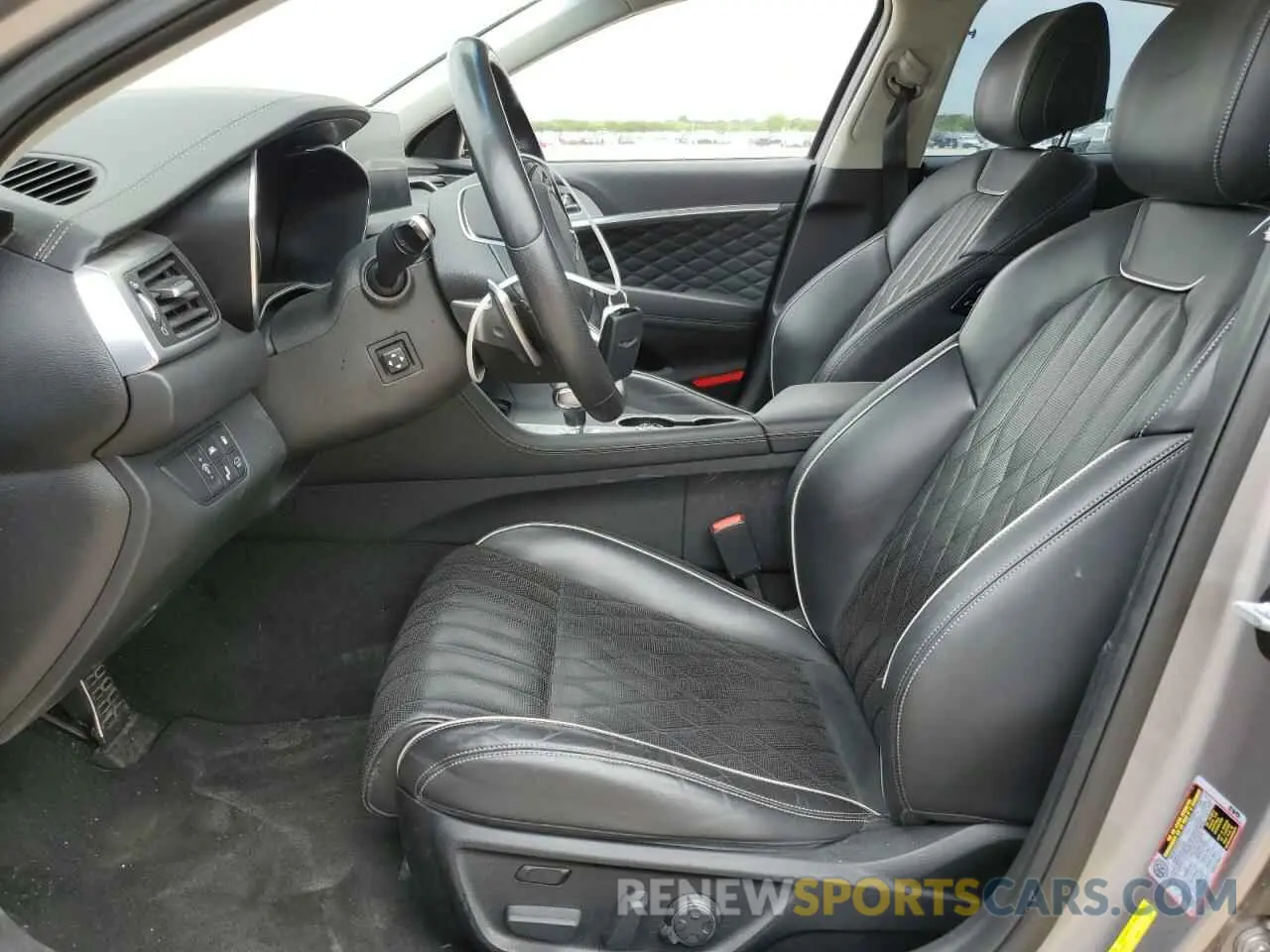 7 fotografías del automóvil dañado KMTG34LE2LU063944 GENESIS G70 2020