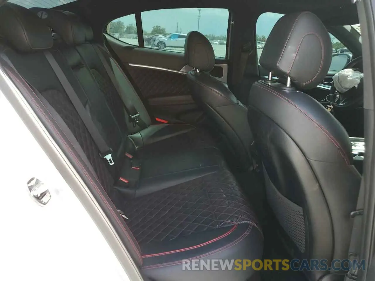 10 fotografías del automóvil dañado KMTG34LE7LU049070 GENESIS G70 2020